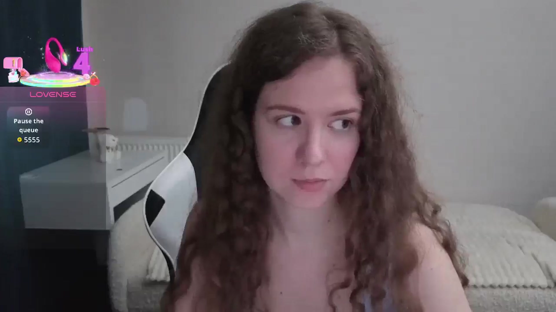 Gallery image thumbnail from BlueFlowerr's myfreecams stream on, 02/06/2026, 18:24 image 13 of 20