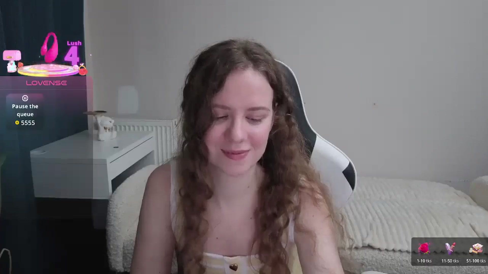 Gallery image thumbnail from BlueFlowerr's myfreecams stream on, 02/07/2026, 20:51 image 14 of 20
