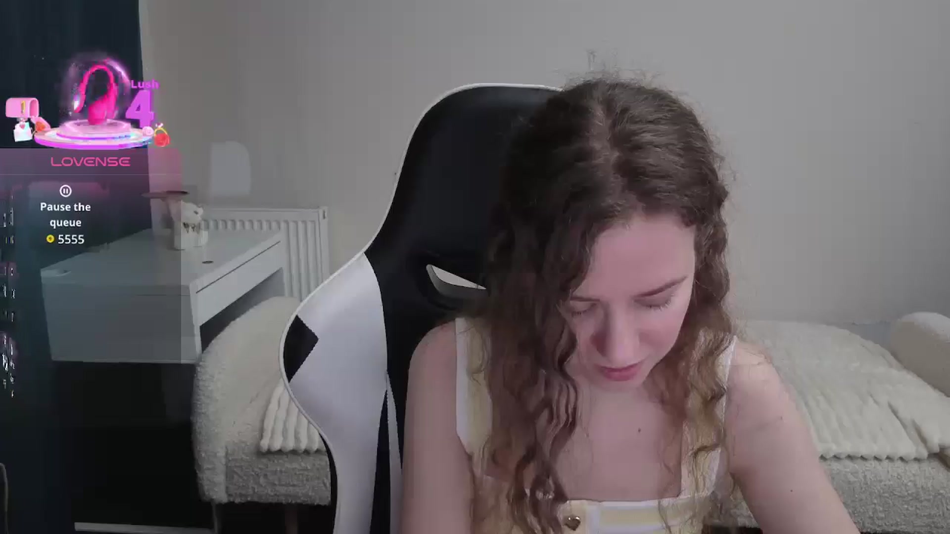 Gallery image thumbnail from BlueFlowerr's myfreecams stream on, 02/08/2026, 01:04 image 7 of 20