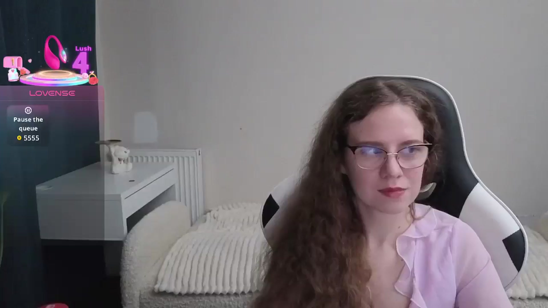 Gallery image thumbnail from BlueFlowerr's myfreecams stream on, 02/08/2026, 19:54 image 1 of 20