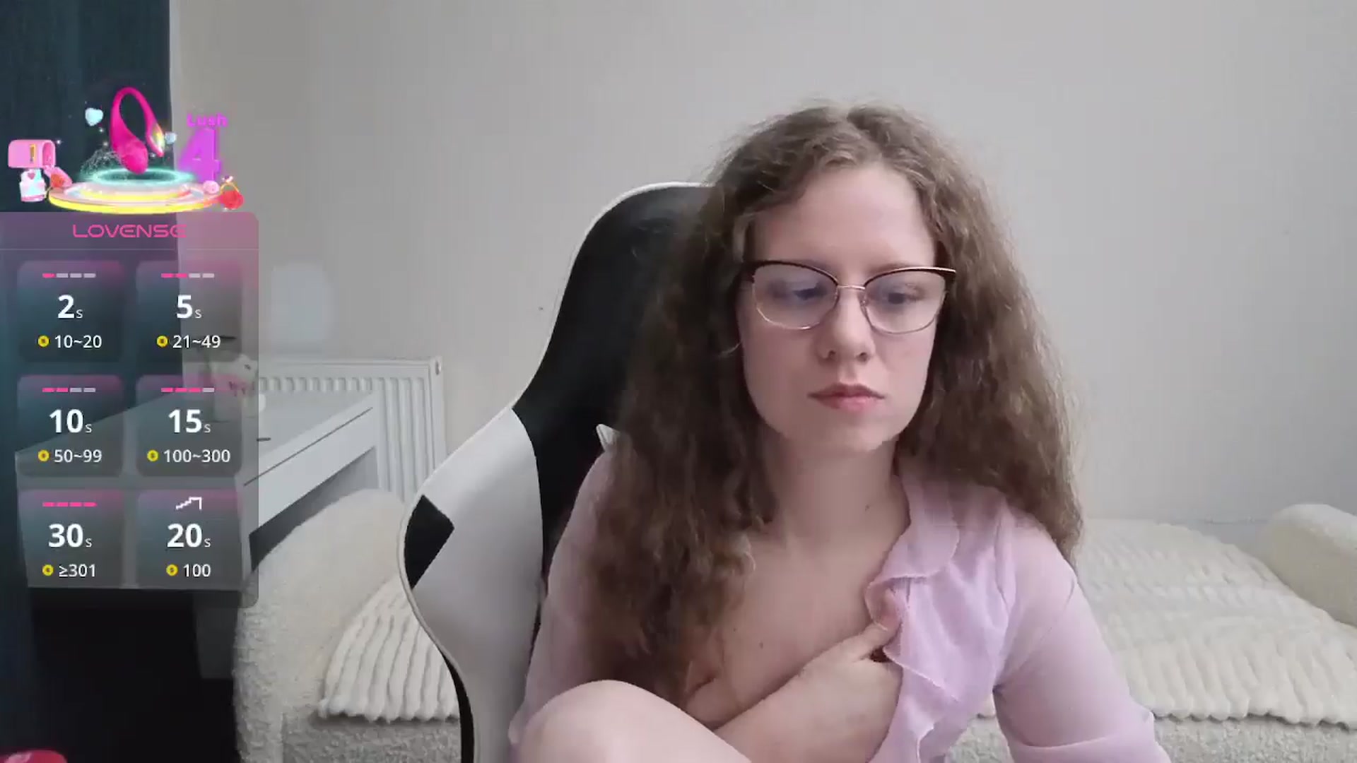 Gallery image thumbnail from BlueFlowerr's myfreecams stream on, 02/08/2026, 21:03 image 2 of 20