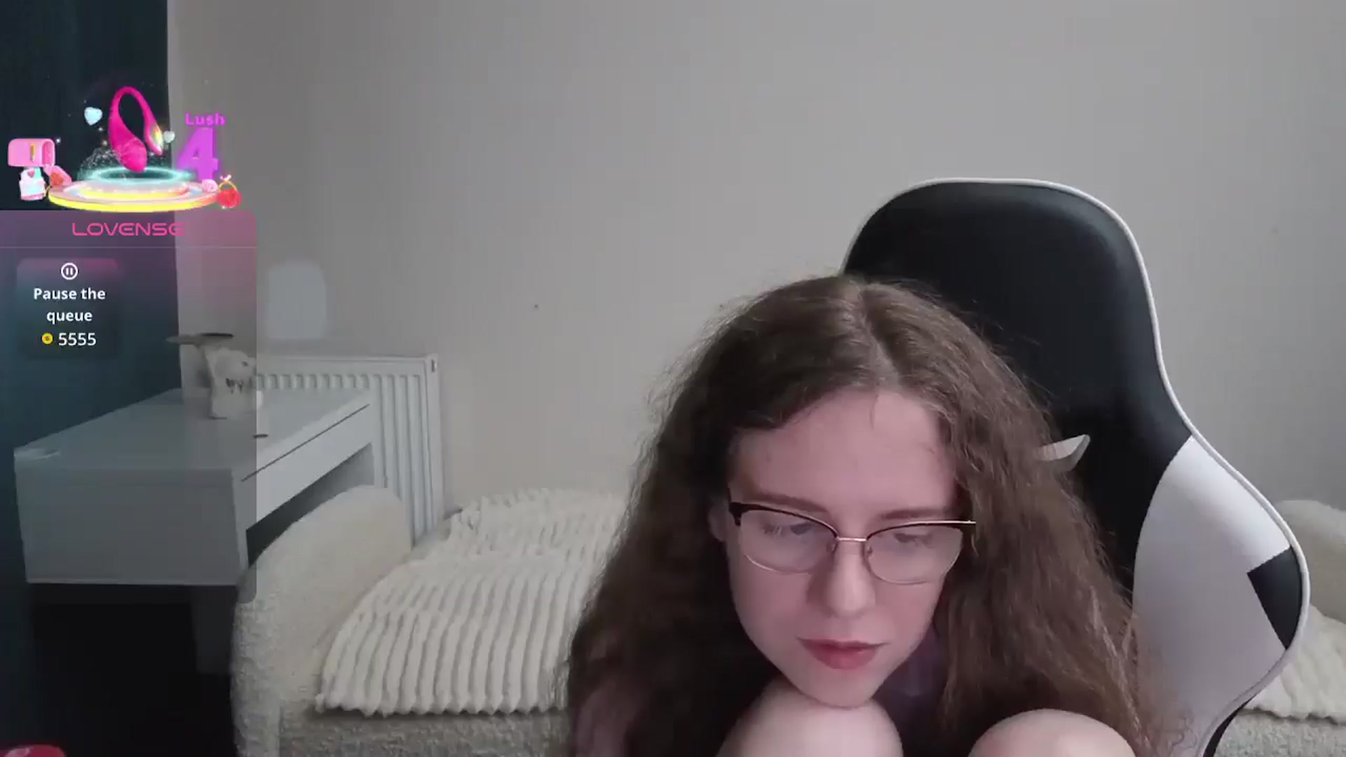 Gallery image thumbnail from BlueFlowerr's myfreecams stream on, 02/08/2026, 21:03 image 16 of 20