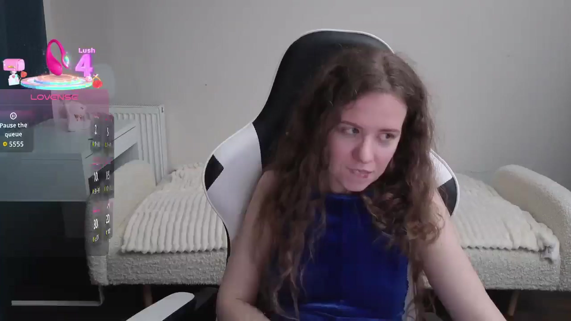 Gallery image thumbnail from BlueFlowerr's myfreecams stream on, 02/09/2026, 22:51 image 18 of 20