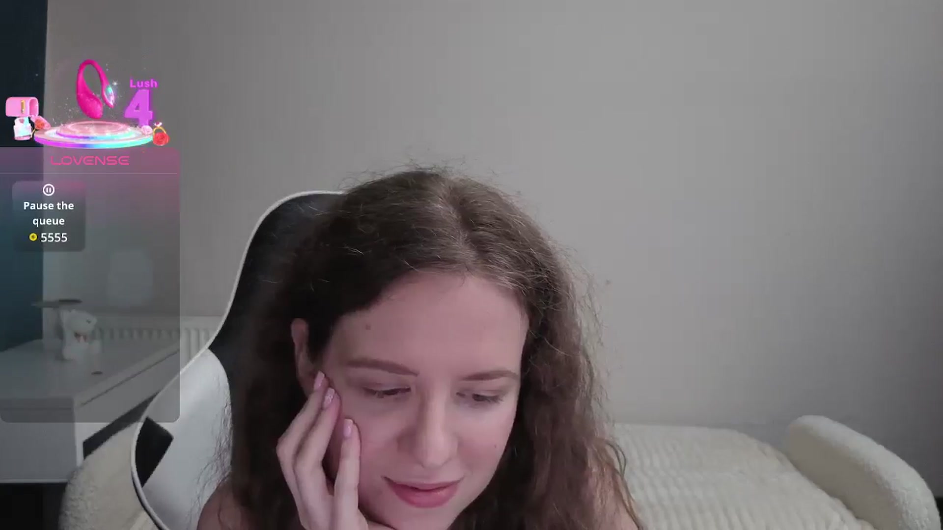 Gallery image thumbnail from BlueFlowerr's myfreecams stream on, 02/10/2026, 01:00 image 18 of 20