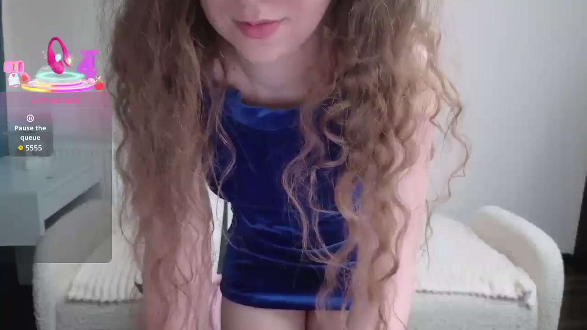 Gallery image thumbnail from BlueFlowerr's myfreecams stream on, 02/10/2026, 04:07 image 14 of 20
