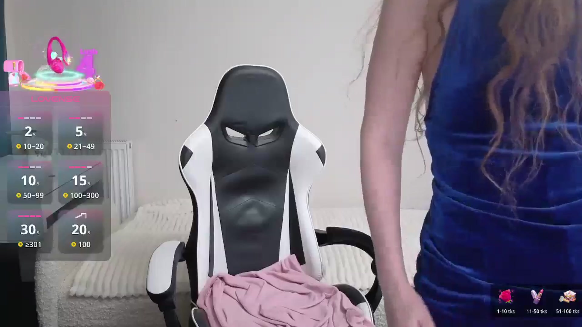 Gallery image thumbnail from BlueFlowerr's myfreecams stream on, 02/10/2026, 04:07 image 6 of 20