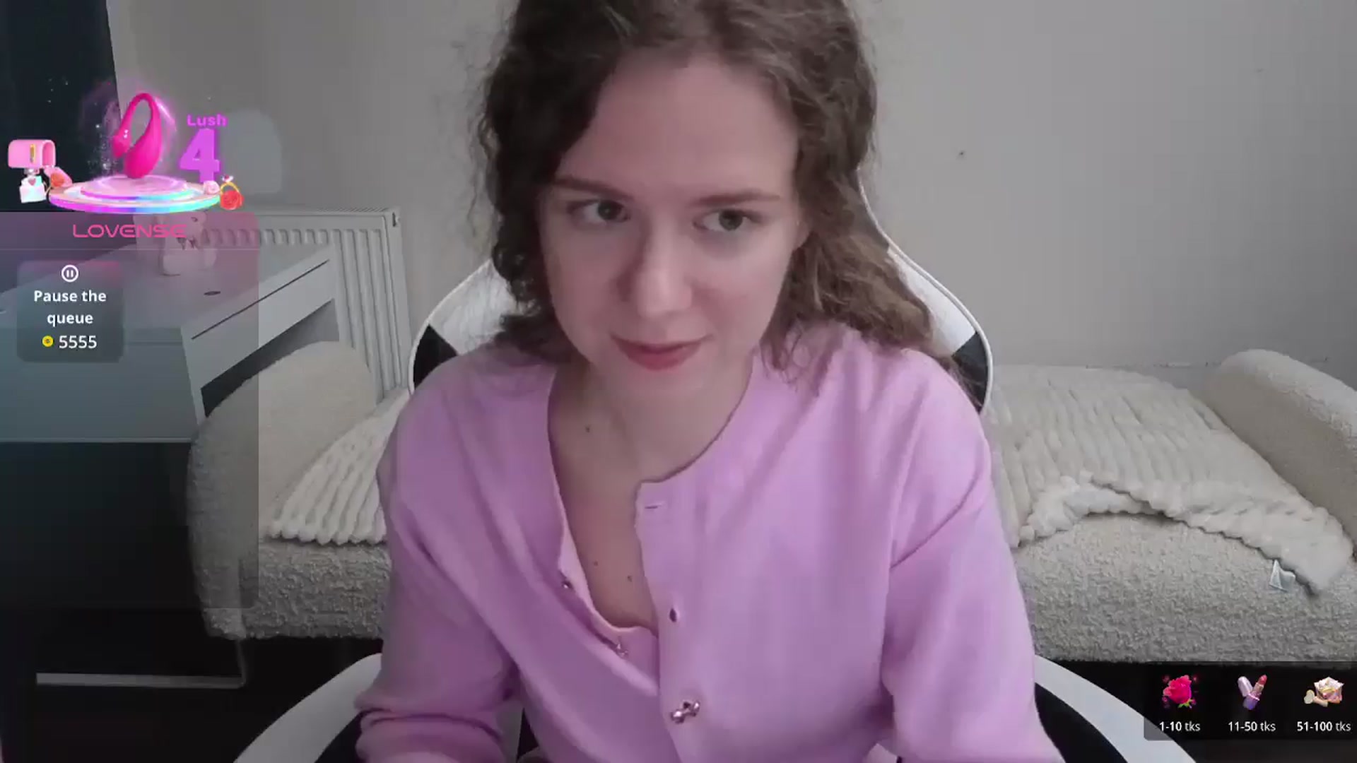 Gallery image thumbnail from BlueFlowerr's myfreecams stream on, 02/10/2026, 23:12 image 4 of 20