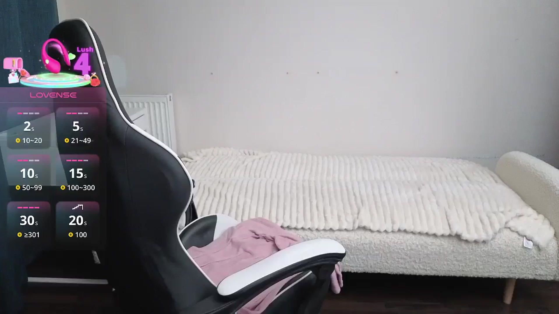 Gallery image thumbnail from BlueFlowerr's myfreecams stream on, 02/11/2026, 19:41 image 7 of 20