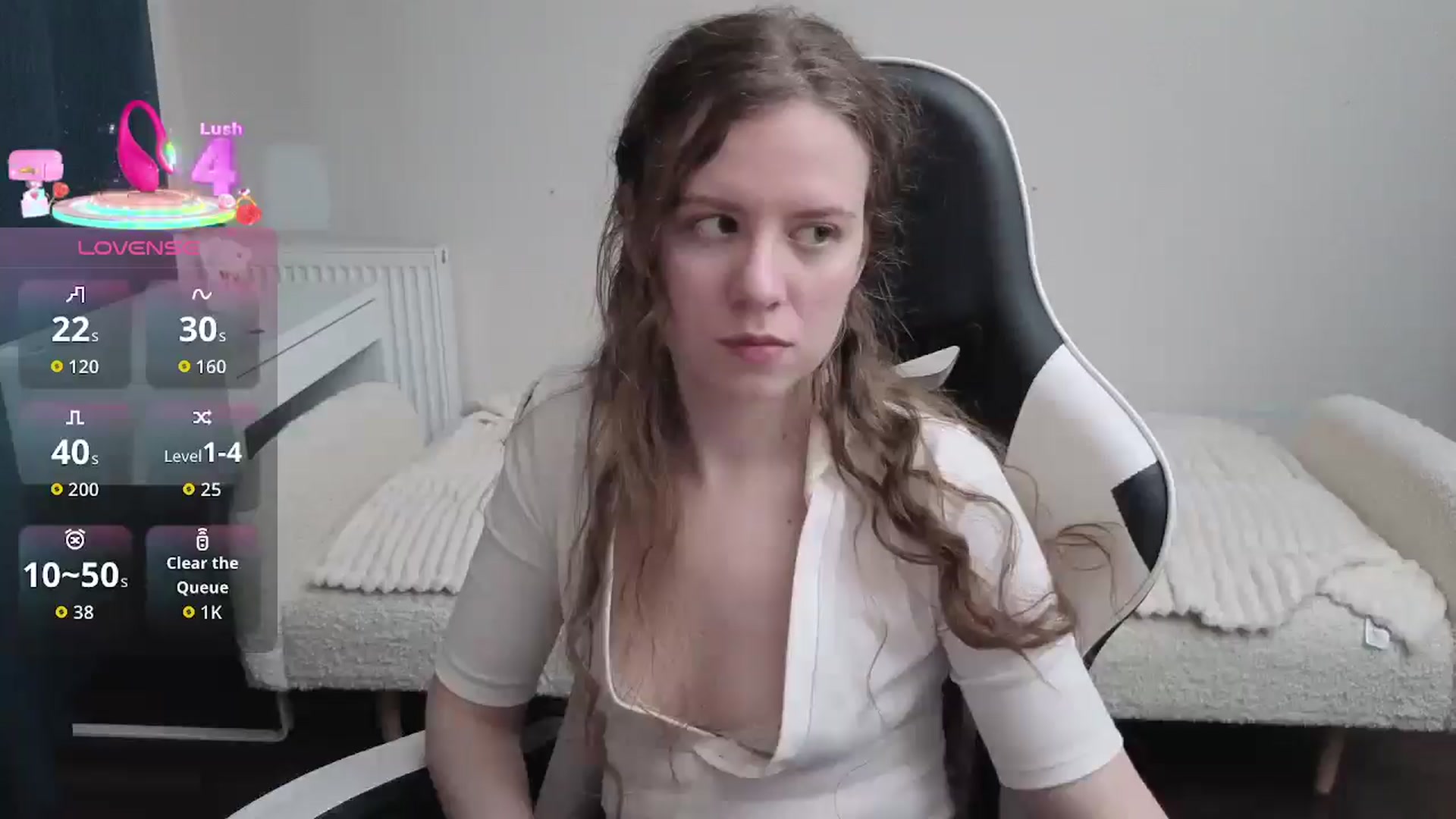 Gallery image thumbnail from BlueFlowerr's myfreecams stream on, 02/11/2026, 19:41 image 17 of 20