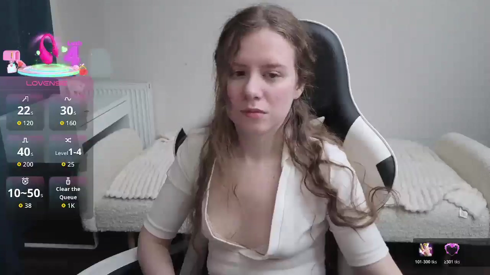 Gallery image thumbnail from BlueFlowerr's myfreecams stream on, 02/11/2026, 19:41 image 15 of 20