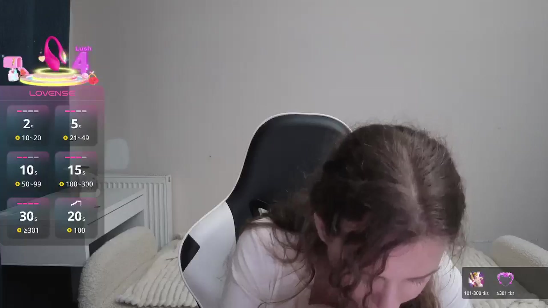 Gallery image thumbnail from BlueFlowerr's myfreecams stream on, 02/12/2026, 24:00 image 14 of 20