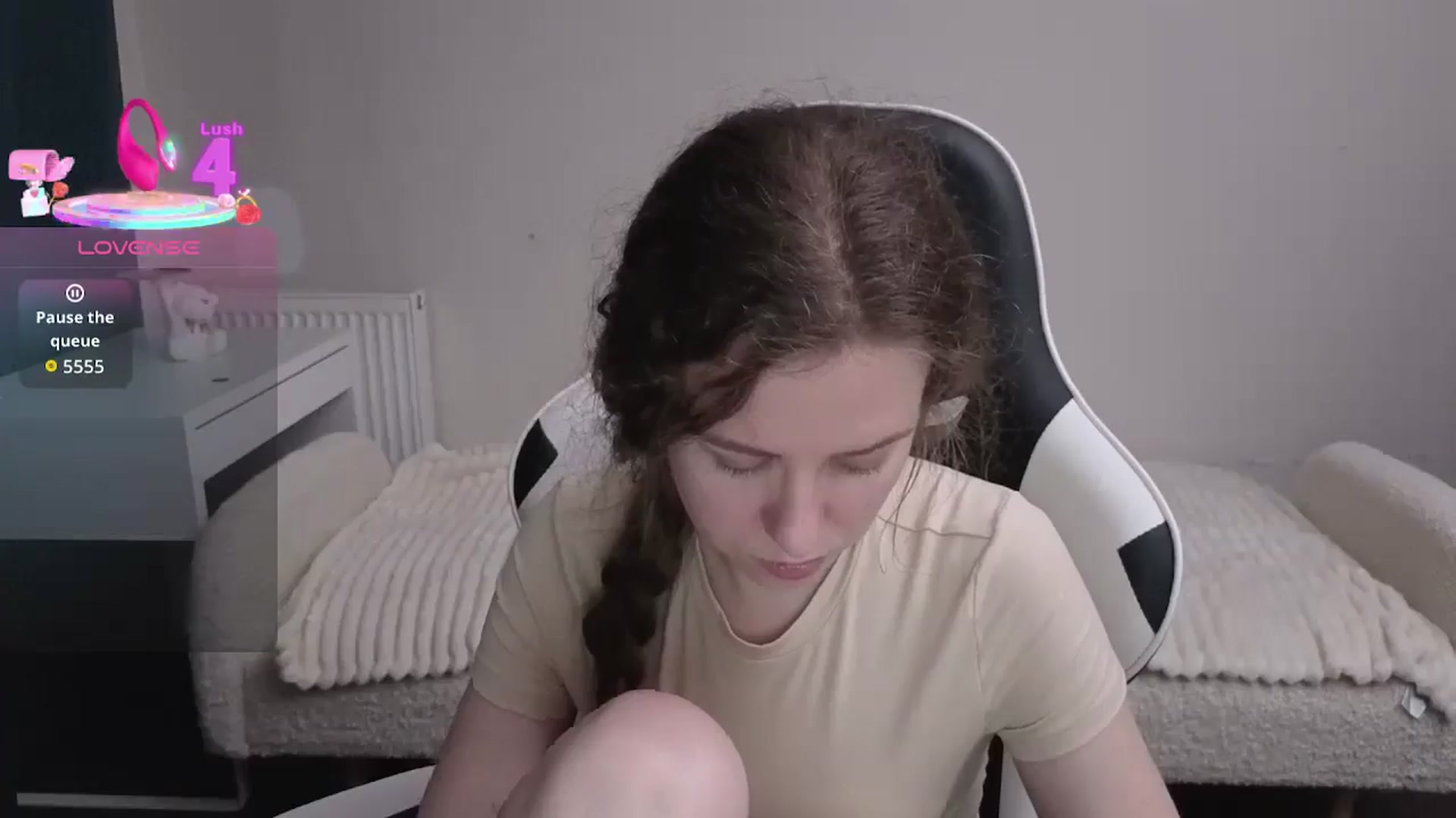 Gallery image thumbnail from BlueFlowerr's myfreecams stream on, 02/12/2026, 22:04 image 16 of 20