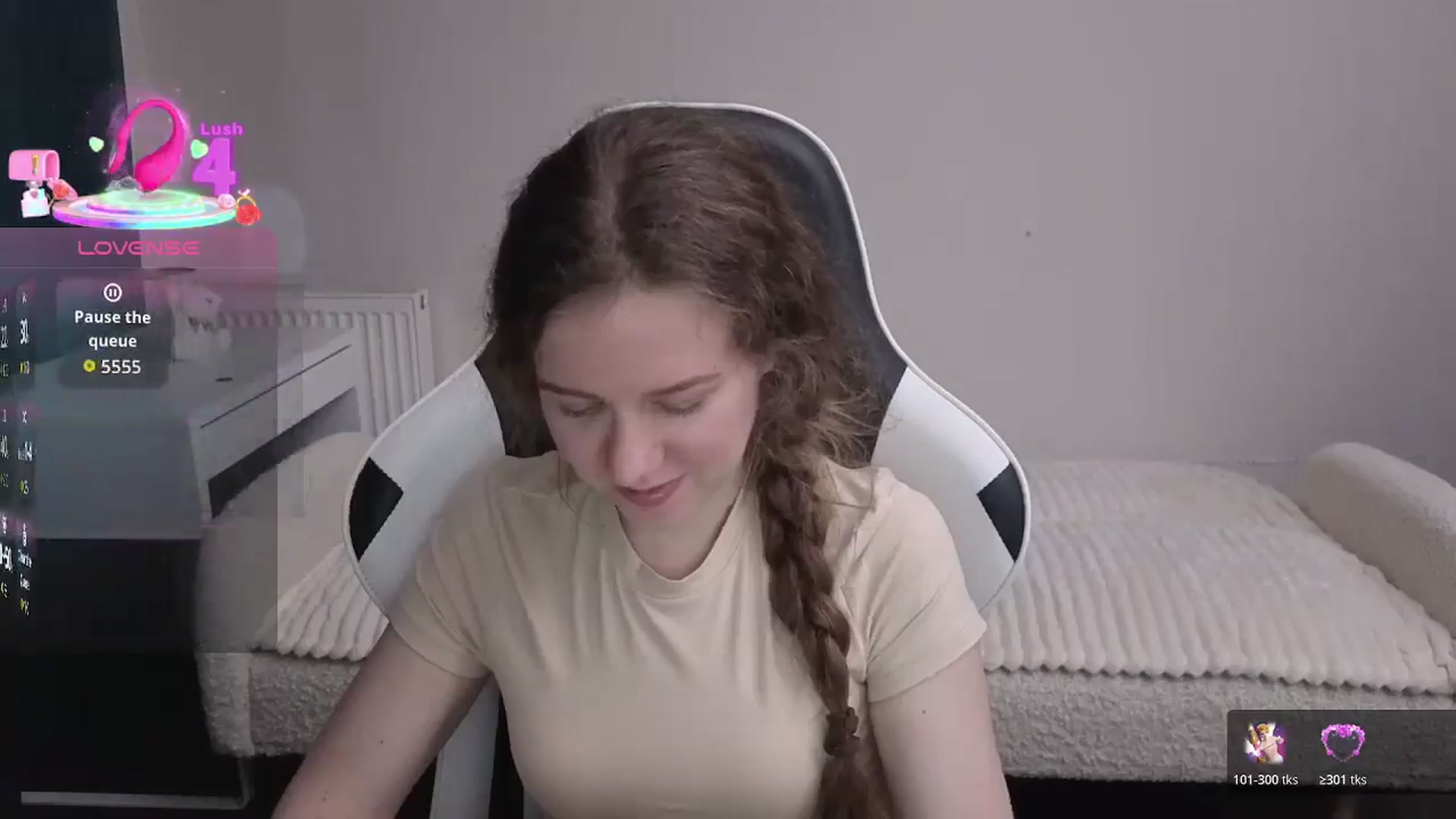 Gallery image thumbnail from BlueFlowerr's myfreecams stream on, 02/12/2026, 23:27 image 8 of 20
