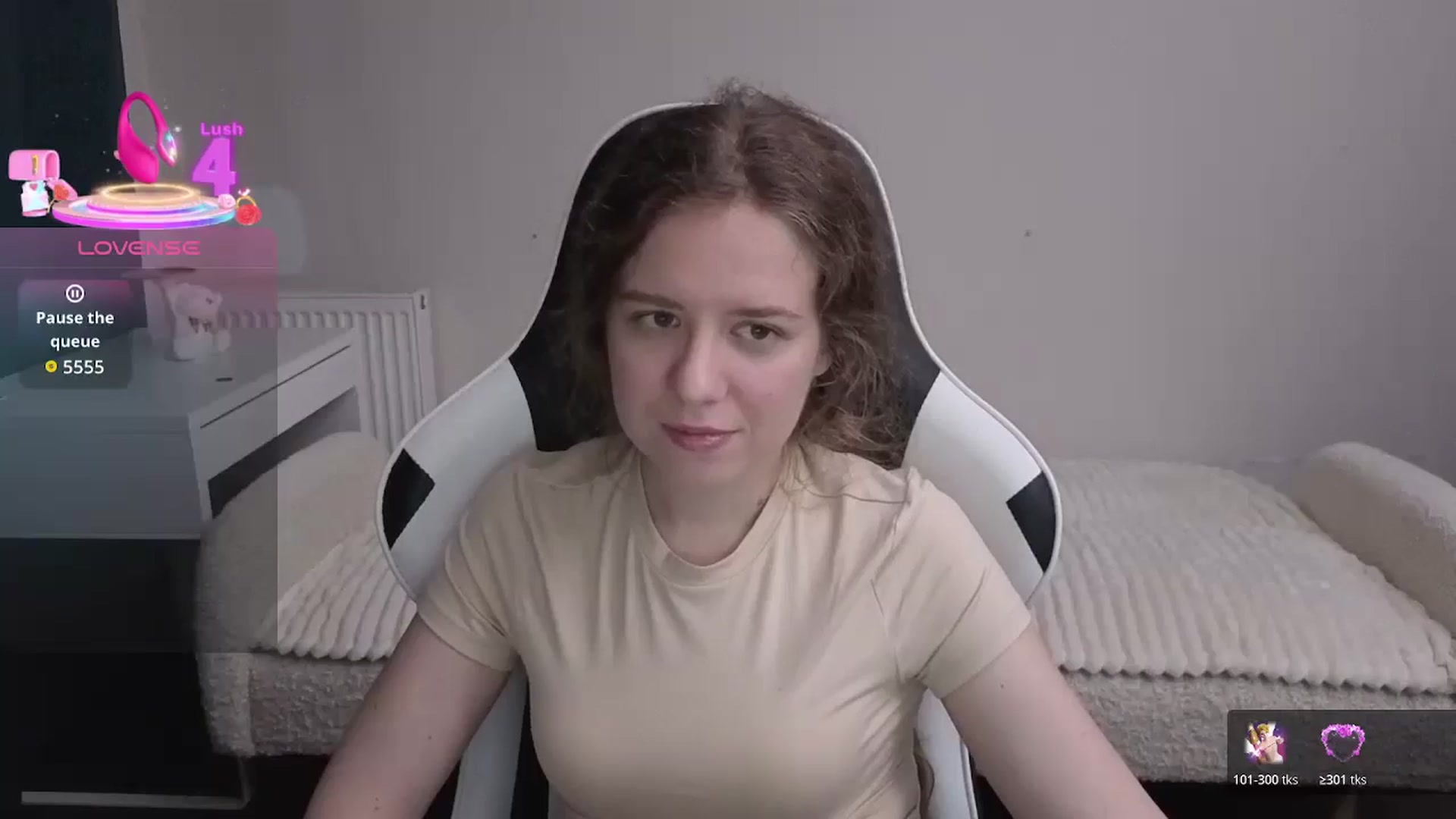 Gallery image thumbnail from BlueFlowerr's myfreecams stream on, 02/12/2026, 23:27 image 11 of 20