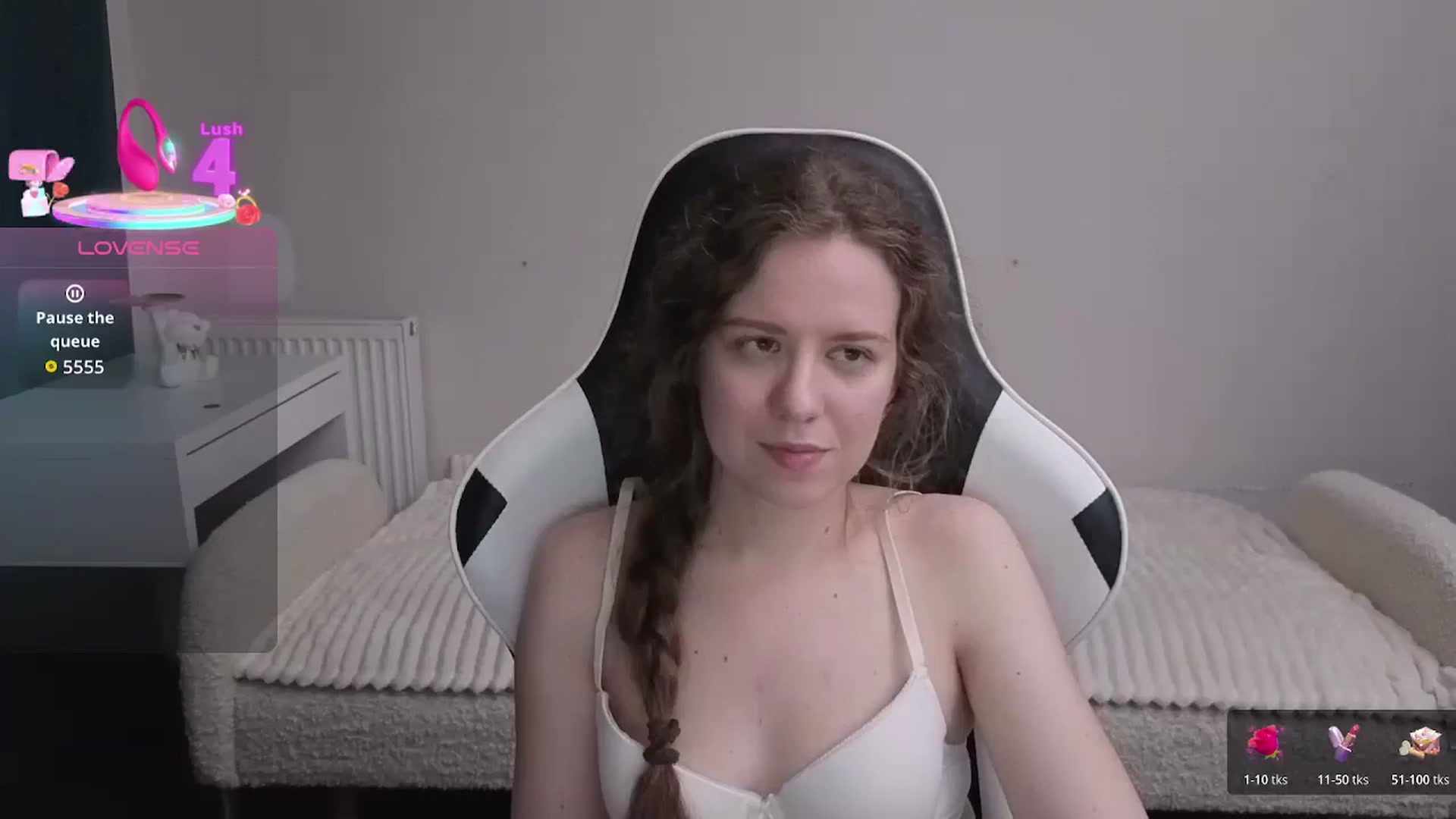 Gallery image thumbnail from BlueFlowerr's myfreecams stream on, 02/12/2026, 23:47 image 5 of 20