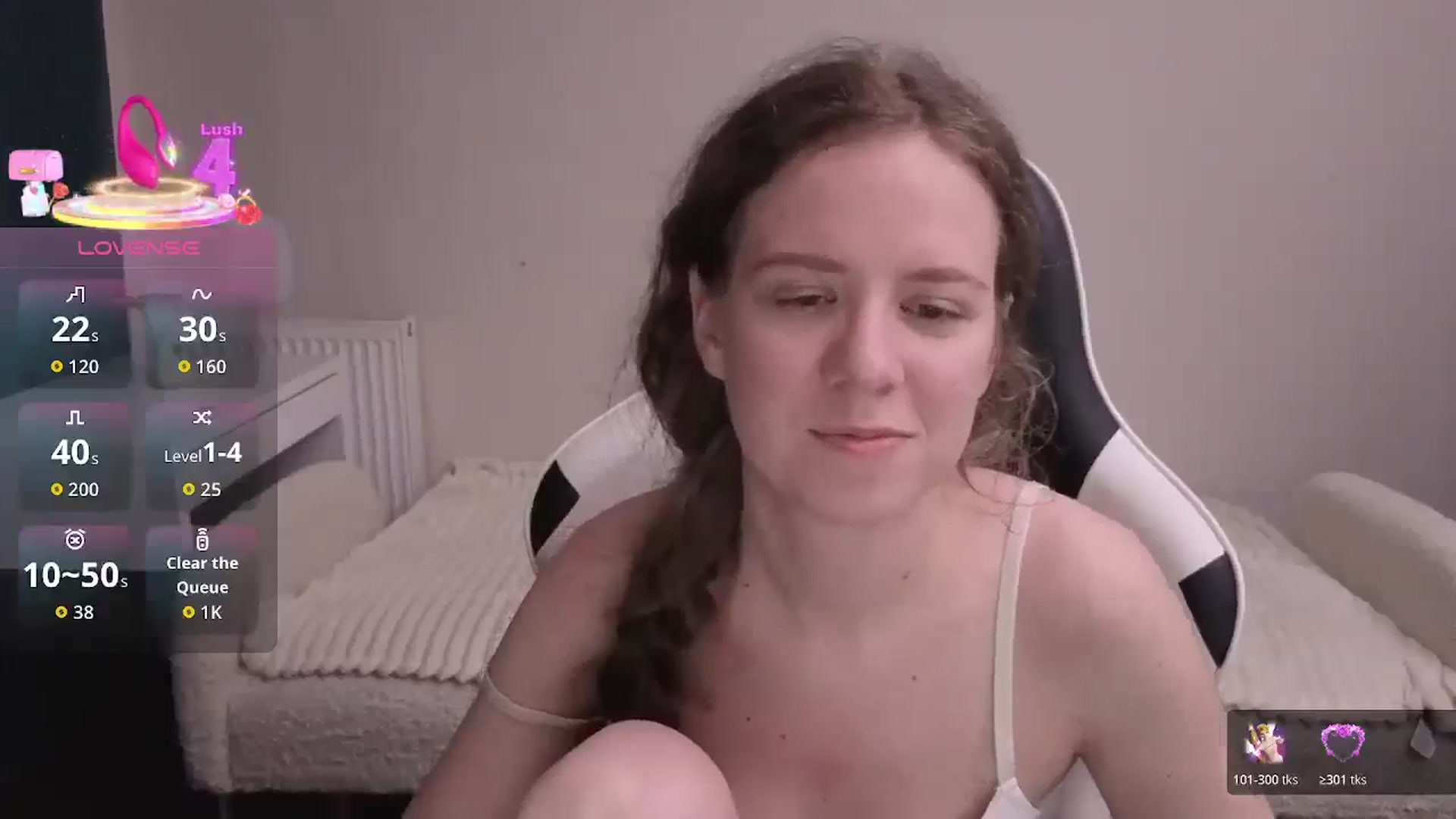 Gallery image thumbnail from BlueFlowerr's myfreecams stream on, 02/13/2026, 02:31 image 16 of 20