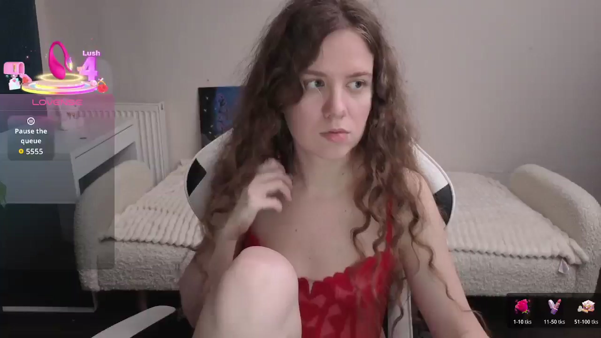 Gallery image thumbnail from BlueFlowerr's myfreecams stream on, 02/14/2026, 19:59 image 19 of 20
