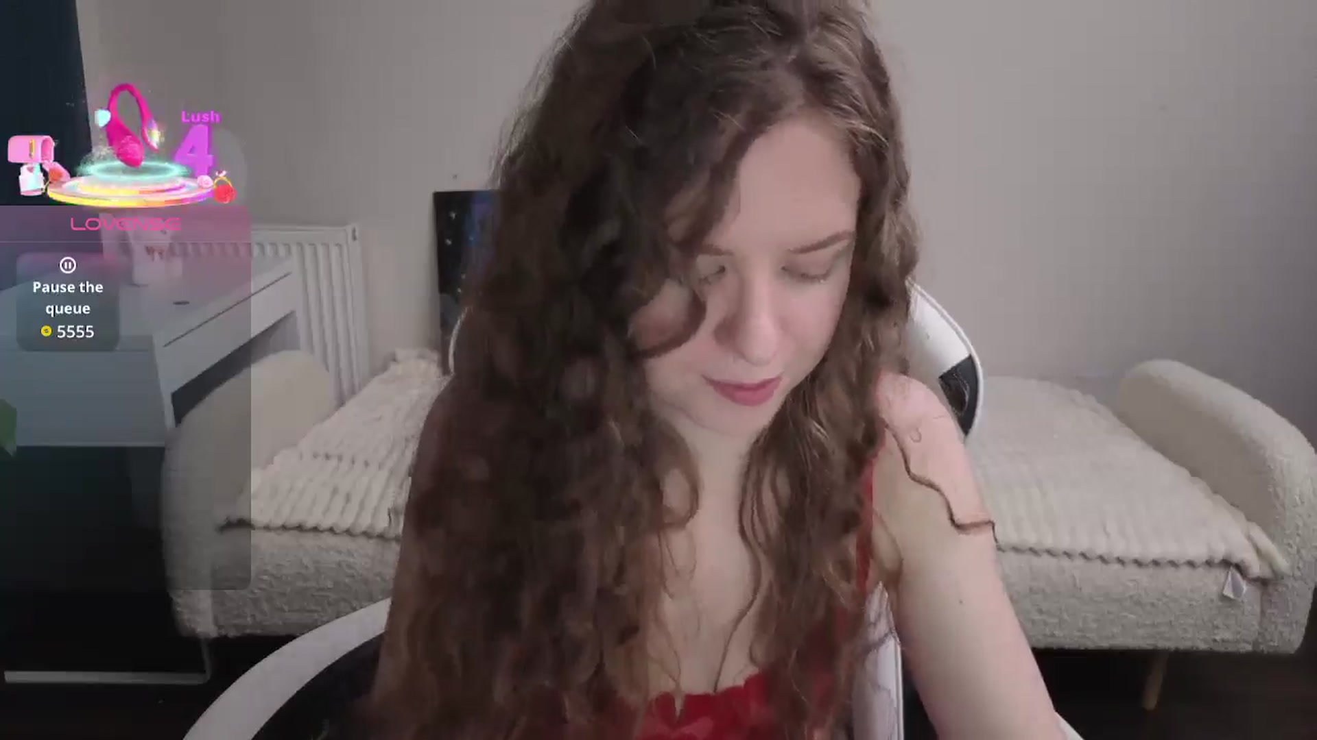Gallery image thumbnail from BlueFlowerr's myfreecams stream on, 02/14/2026, 22:03 image 13 of 20