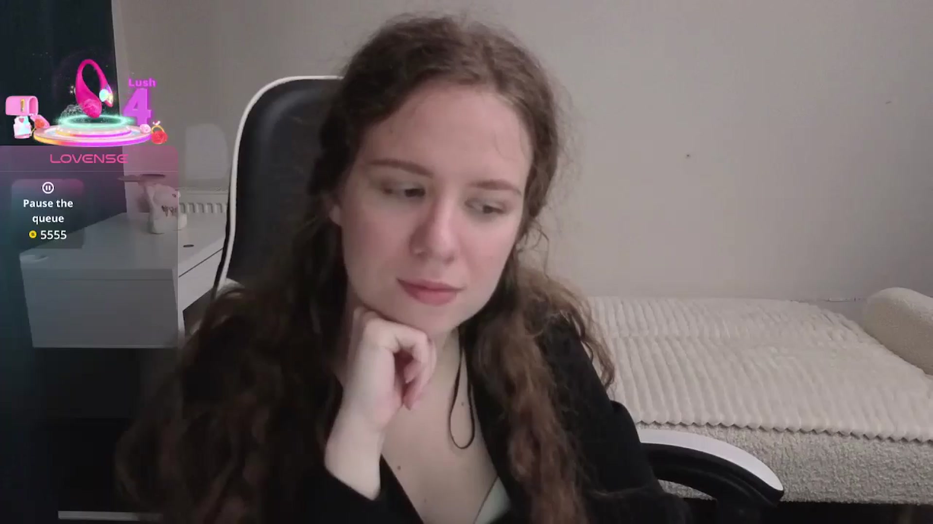 Gallery image thumbnail from BlueFlowerr's myfreecams stream on, 02/15/2026, 19:52 image 5 of 20