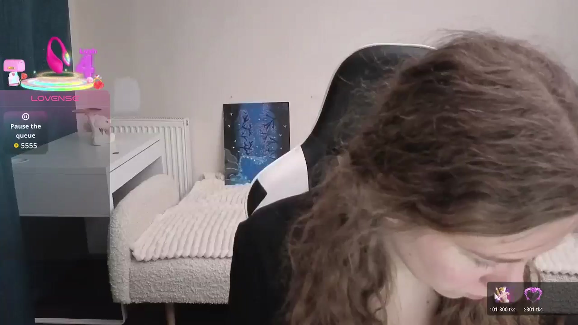 Gallery image thumbnail from BlueFlowerr's myfreecams stream on, 02/15/2026, 19:52 image 15 of 20