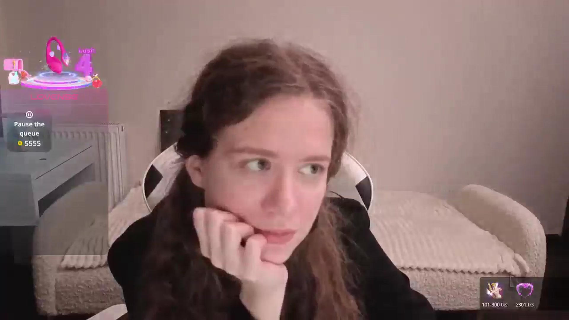 Gallery image thumbnail from BlueFlowerr's myfreecams stream on, 02/15/2026, 22:17 image 6 of 20