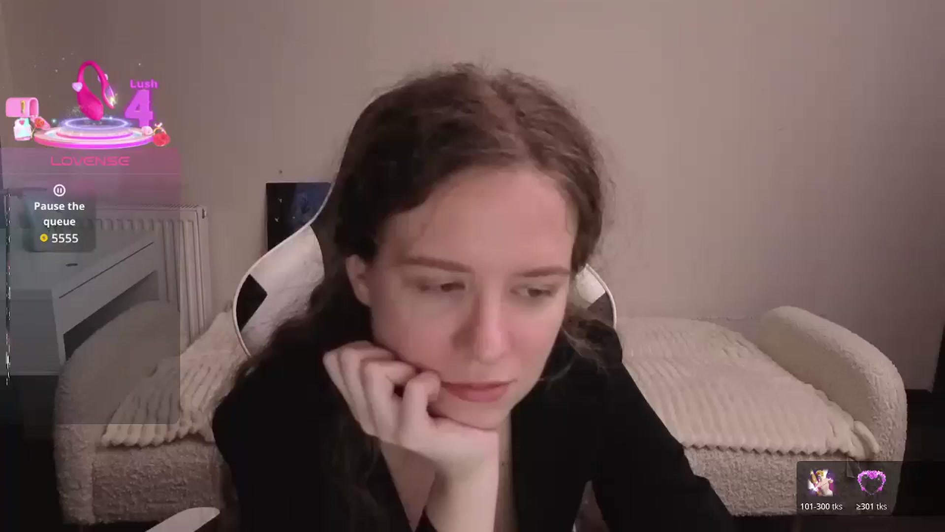 Gallery image thumbnail from BlueFlowerr's myfreecams stream on, 02/15/2026, 22:17 image 1 of 20