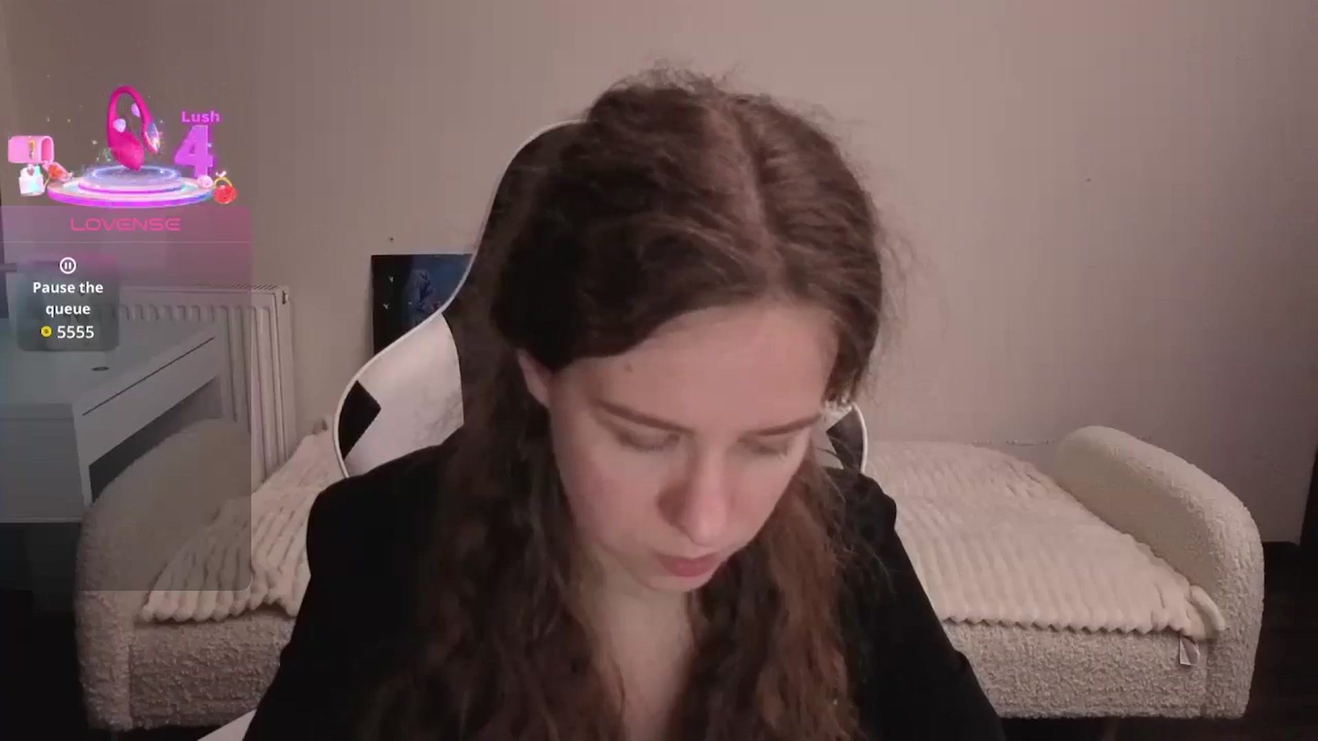 Gallery image thumbnail from BlueFlowerr's myfreecams stream on, 02/15/2026, 22:17 image 17 of 20