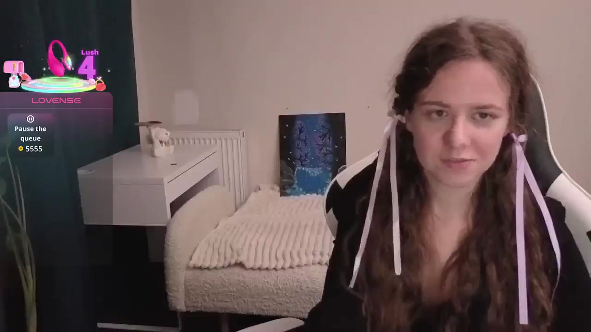 Gallery image thumbnail from BlueFlowerr's myfreecams stream on, 02/15/2026, 22:58 image 19 of 20