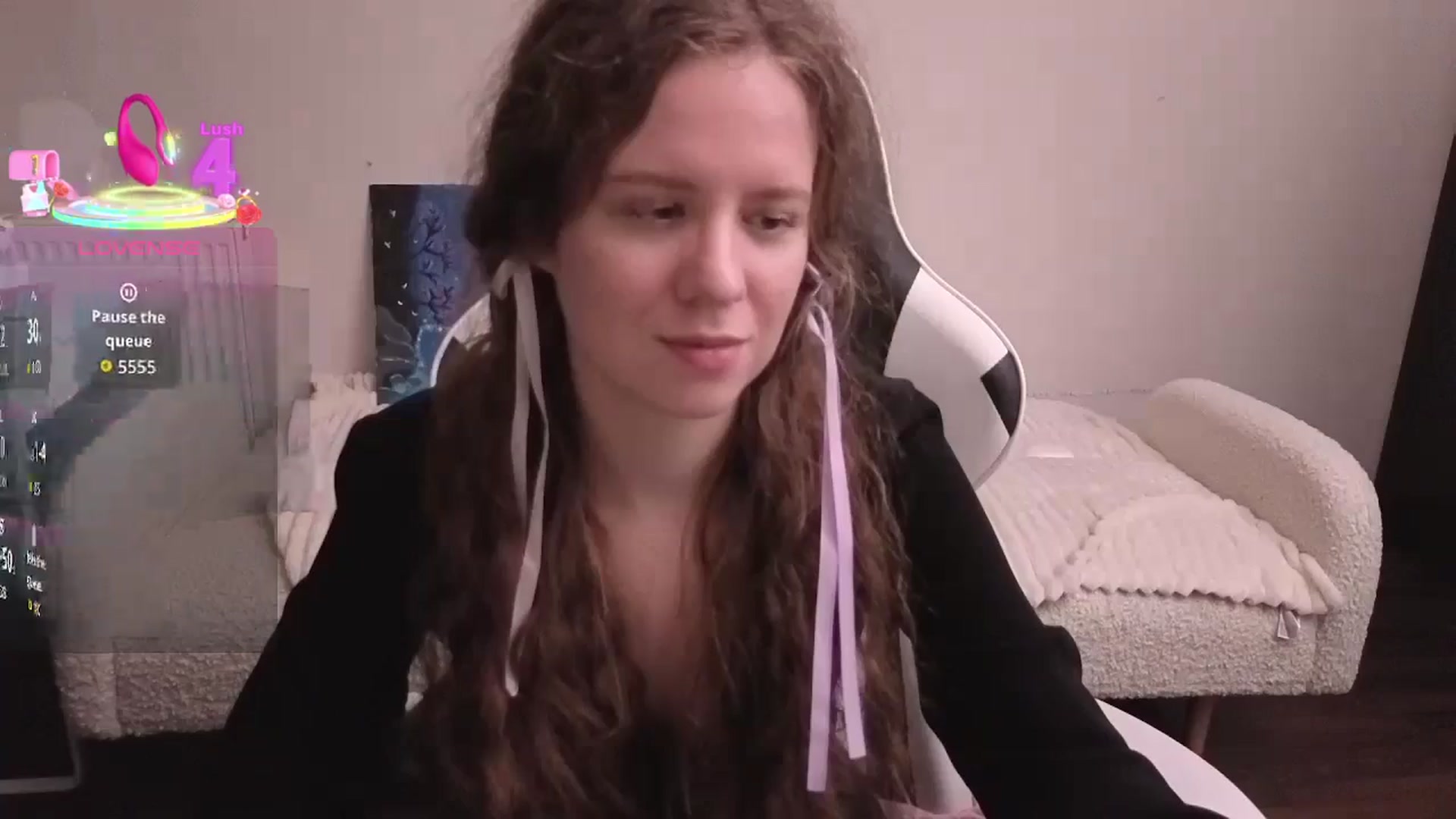 Gallery image thumbnail from BlueFlowerr's myfreecams stream on, 02/16/2026, 01:33 image 5 of 20