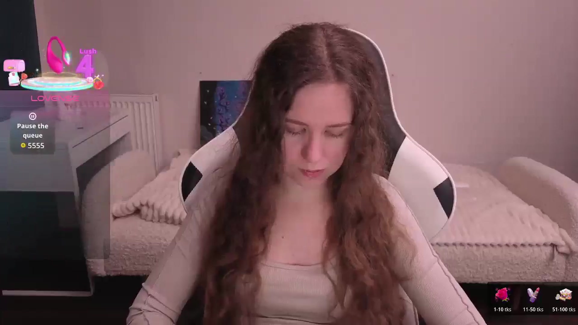 Gallery image thumbnail from BlueFlowerr's myfreecams stream on, 02/16/2026, 22:47 image 4 of 20