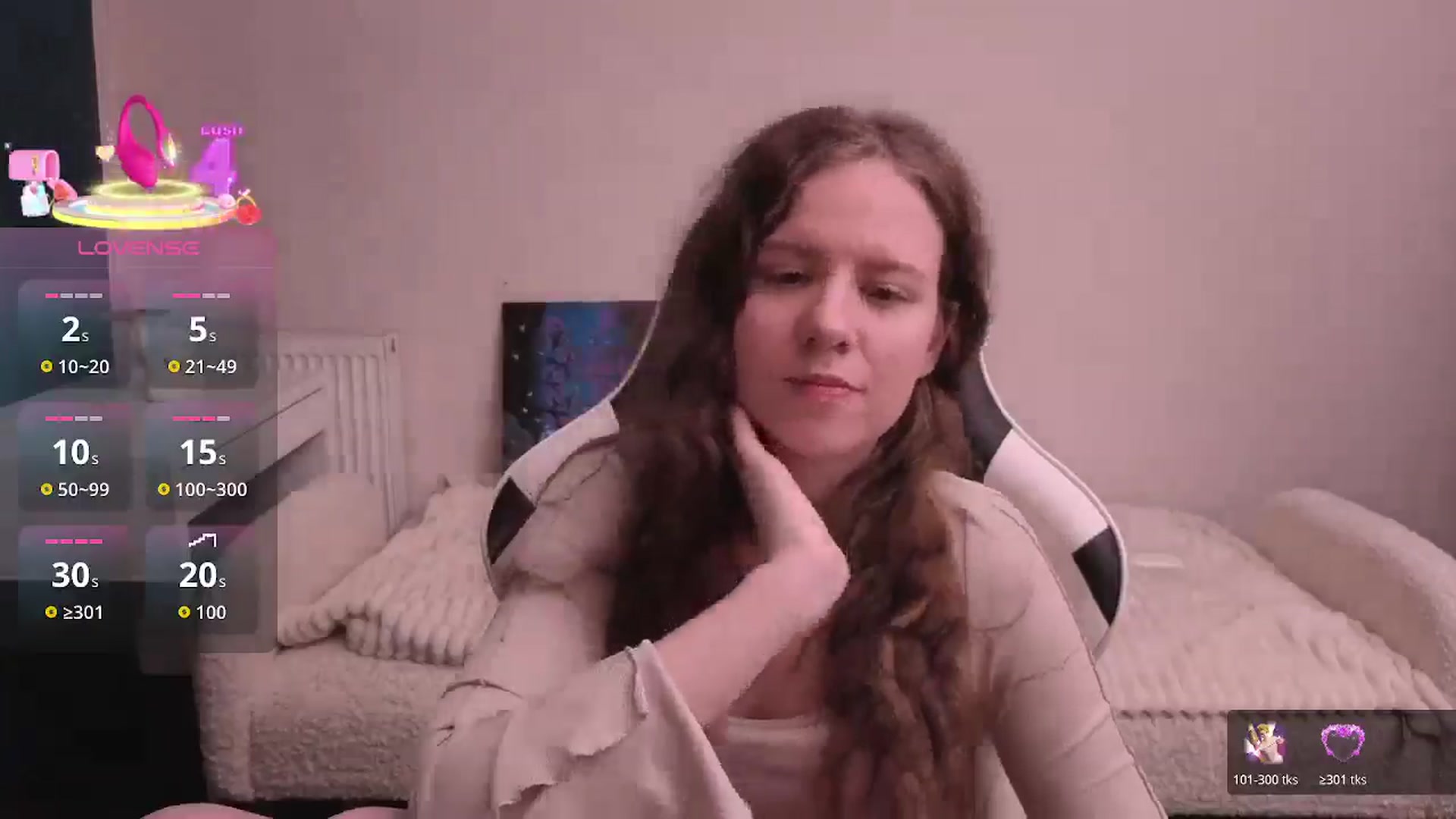 Gallery image thumbnail from BlueFlowerr's myfreecams stream on, 02/17/2026, 24:21 image 11 of 20