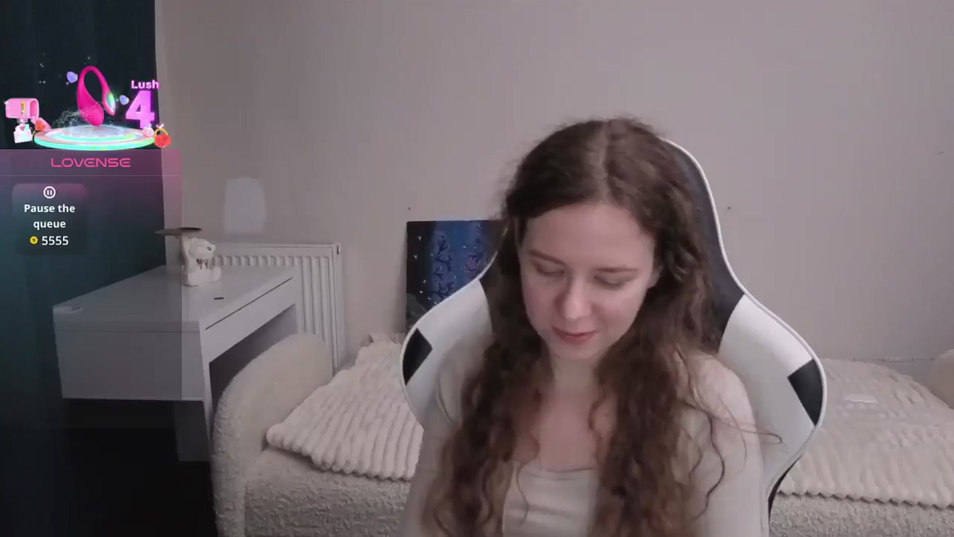 Gallery image thumbnail from BlueFlowerr's myfreecams stream on, 02/17/2026, 03:33 image 19 of 20