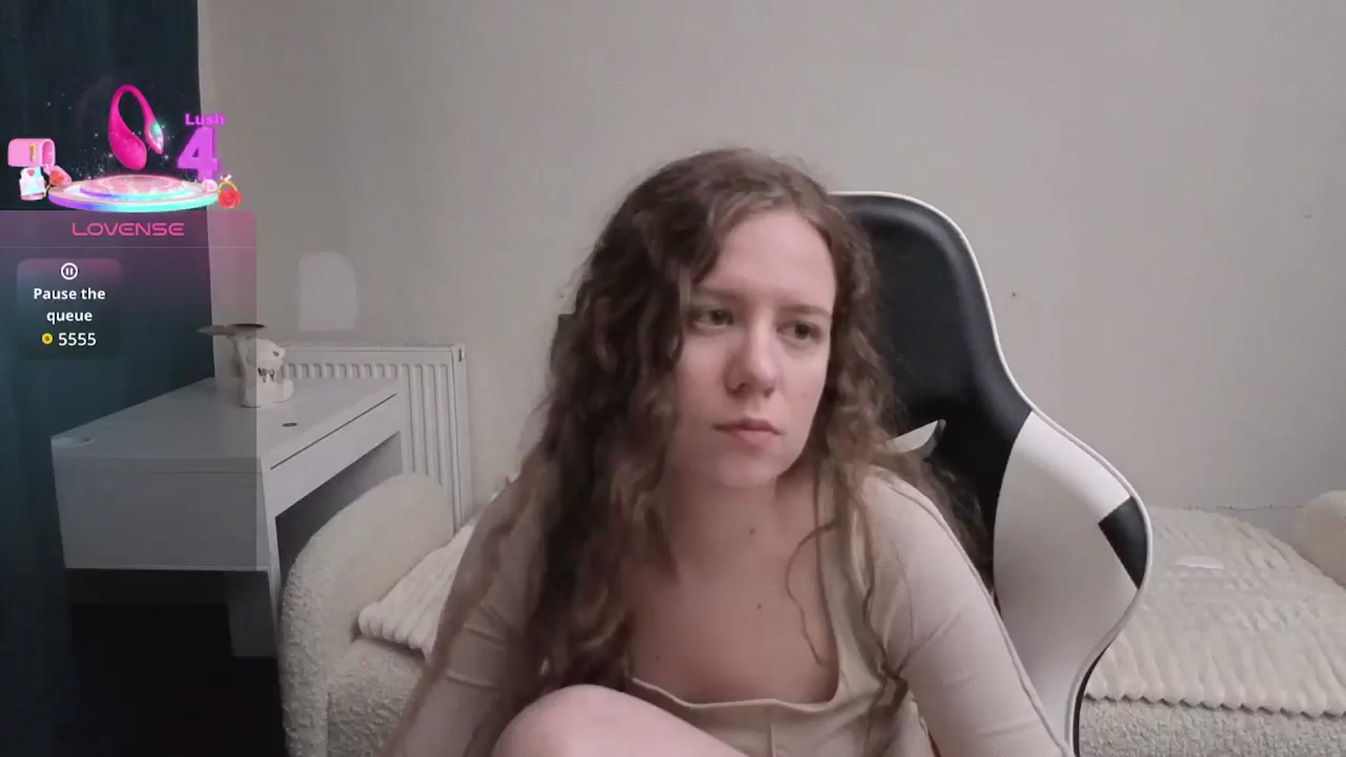 Gallery image thumbnail from BlueFlowerr's myfreecams stream on, 02/17/2026, 03:33 image 8 of 20