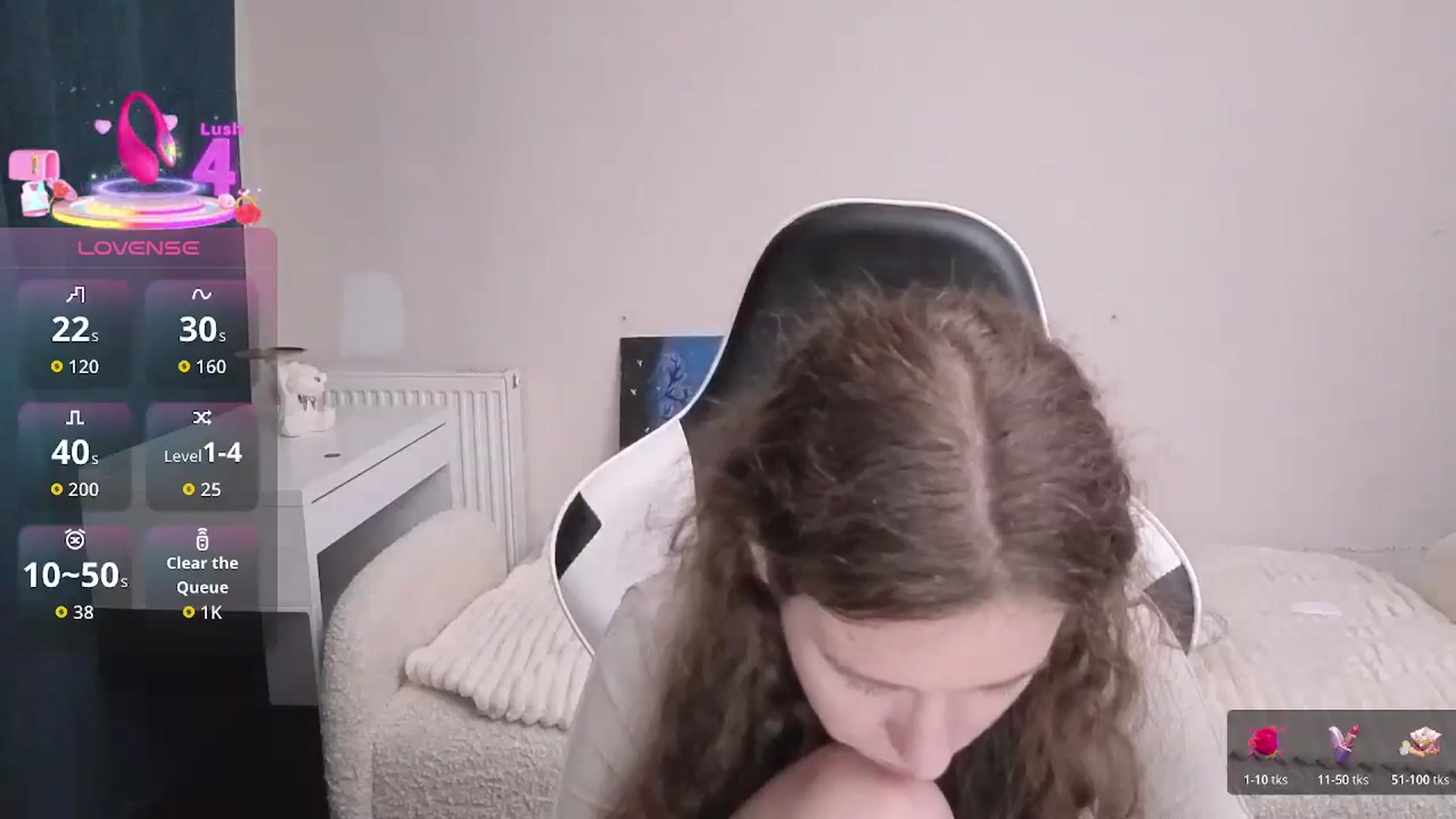 Gallery image thumbnail from BlueFlowerr's myfreecams stream on, 02/17/2026, 04:44 image 15 of 20
