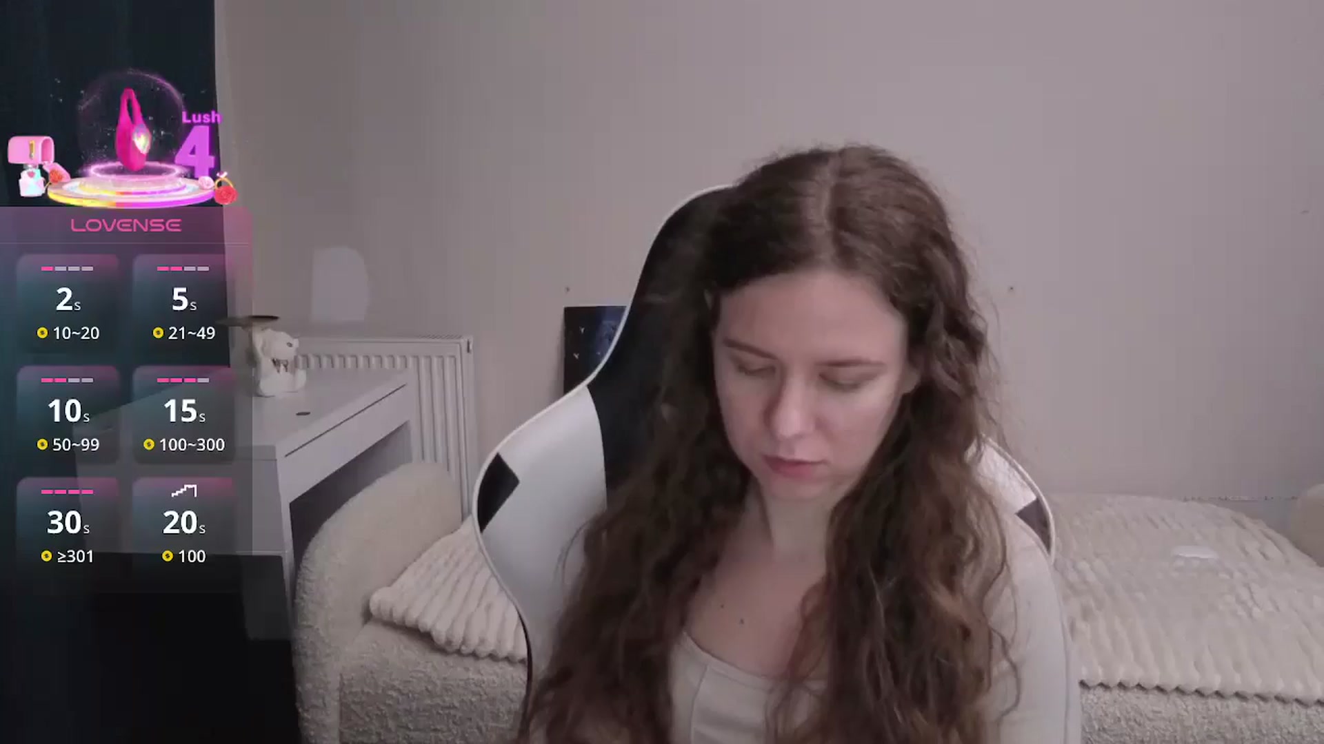 Gallery image thumbnail from BlueFlowerr's myfreecams stream on, 02/17/2026, 04:44 image 14 of 20