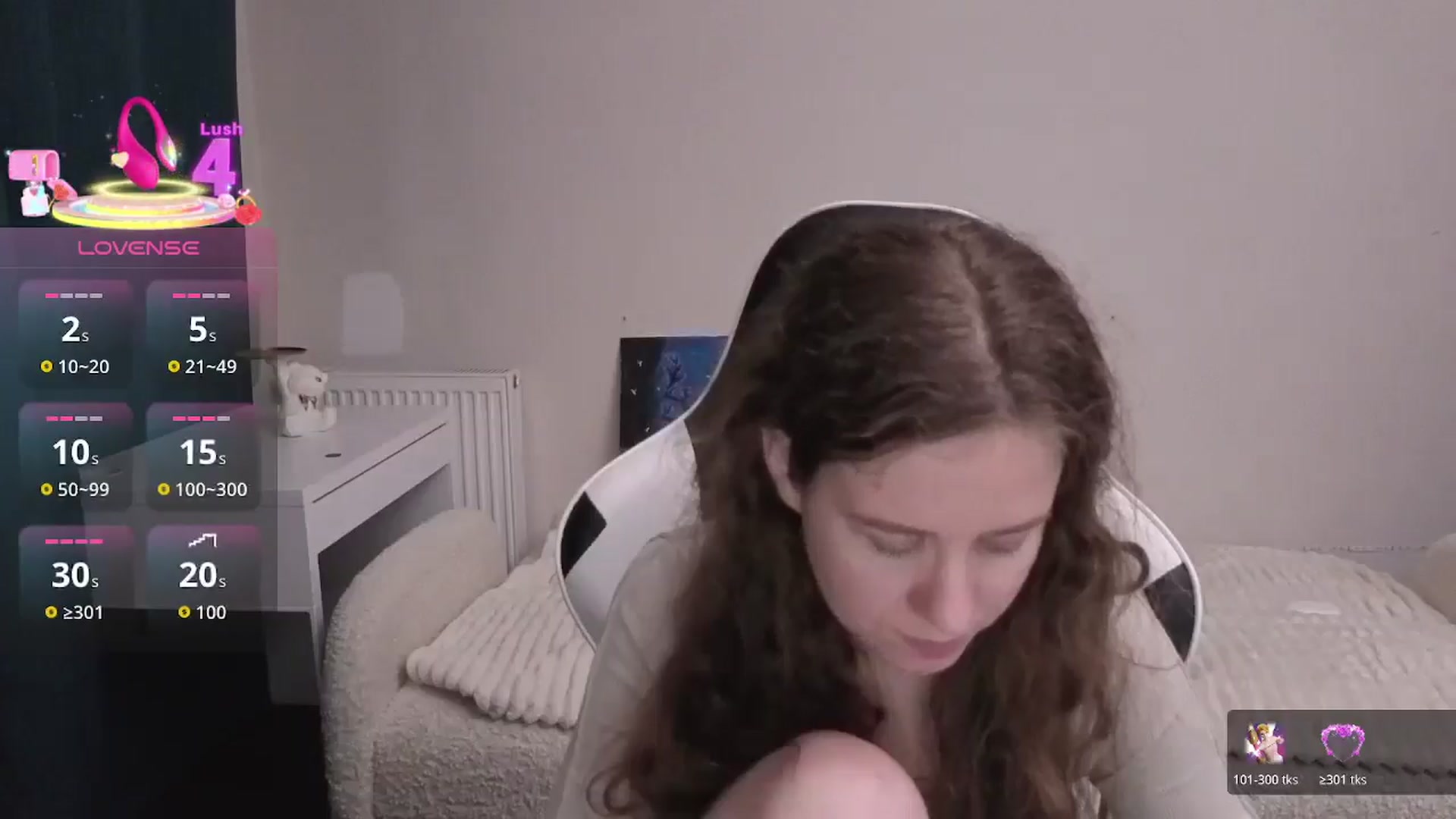 Gallery image thumbnail from BlueFlowerr's myfreecams stream on, 02/17/2026, 04:44 image 18 of 20