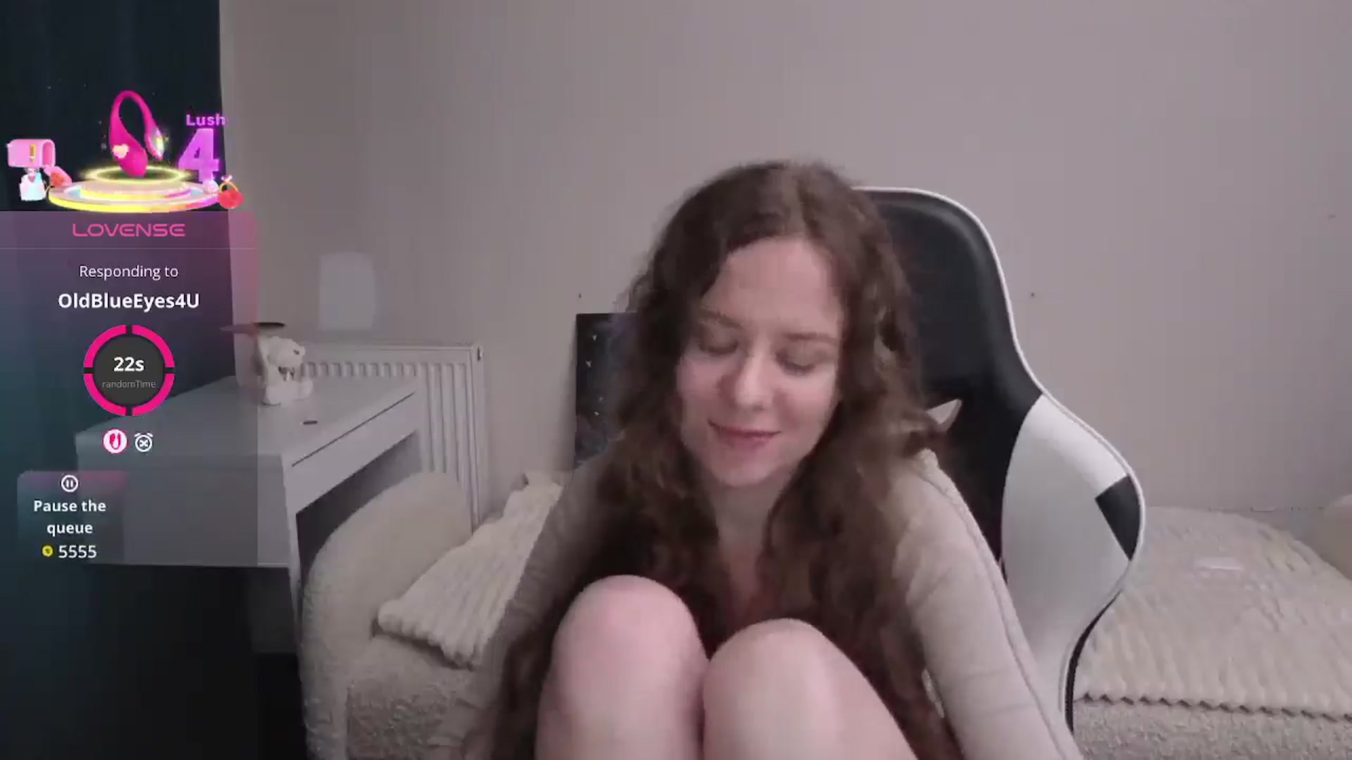 Gallery image thumbnail from BlueFlowerr's myfreecams stream on, 02/17/2026, 04:44 image 10 of 20
