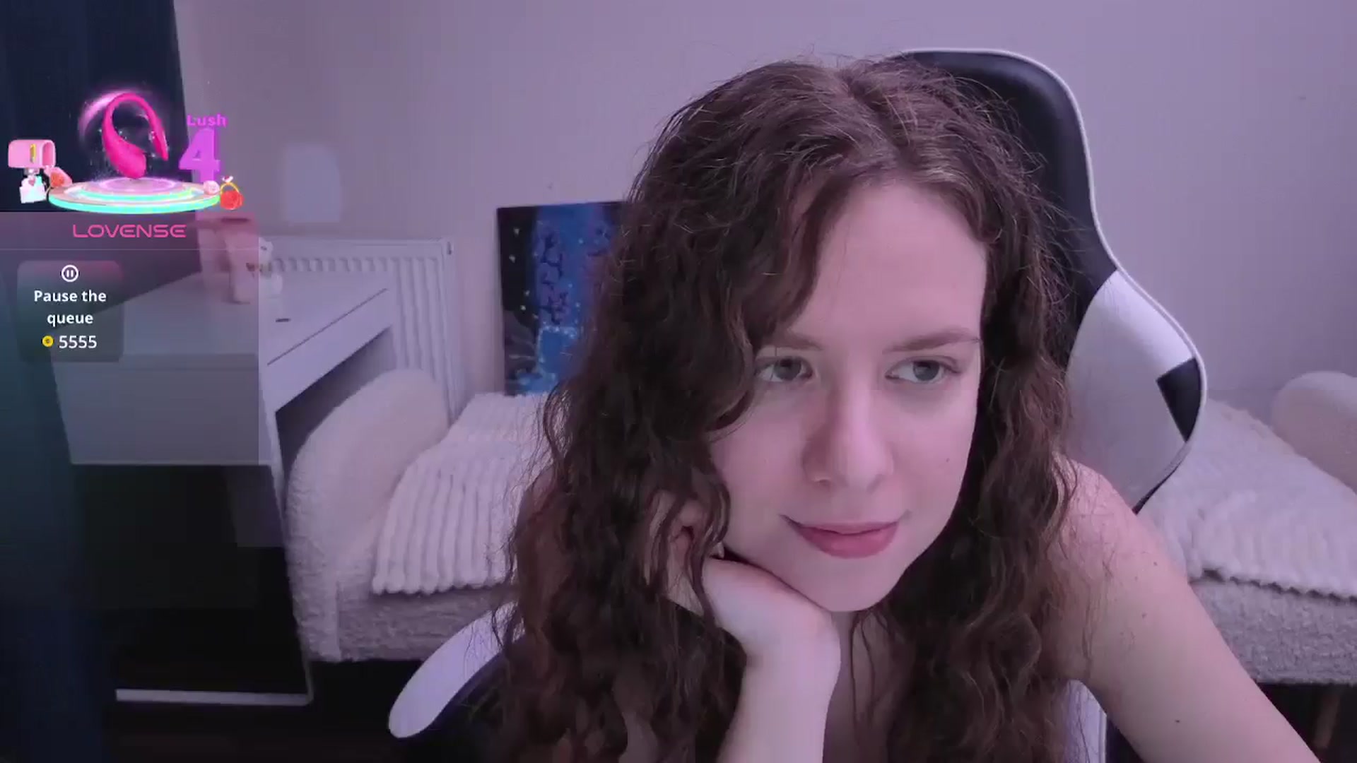 Gallery image thumbnail from BlueFlowerr's myfreecams stream on, 02/20/2026, 02:23 image 10 of 20
