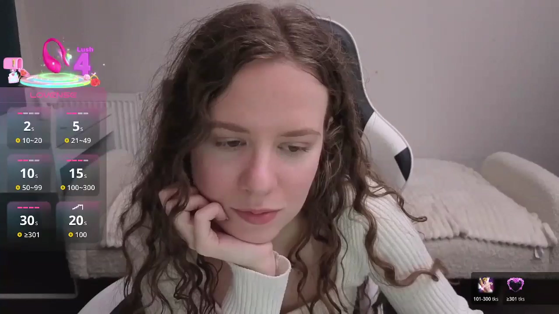 Gallery image thumbnail from BlueFlowerr's myfreecams stream on, 02/20/2026, 20:22 image 9 of 20