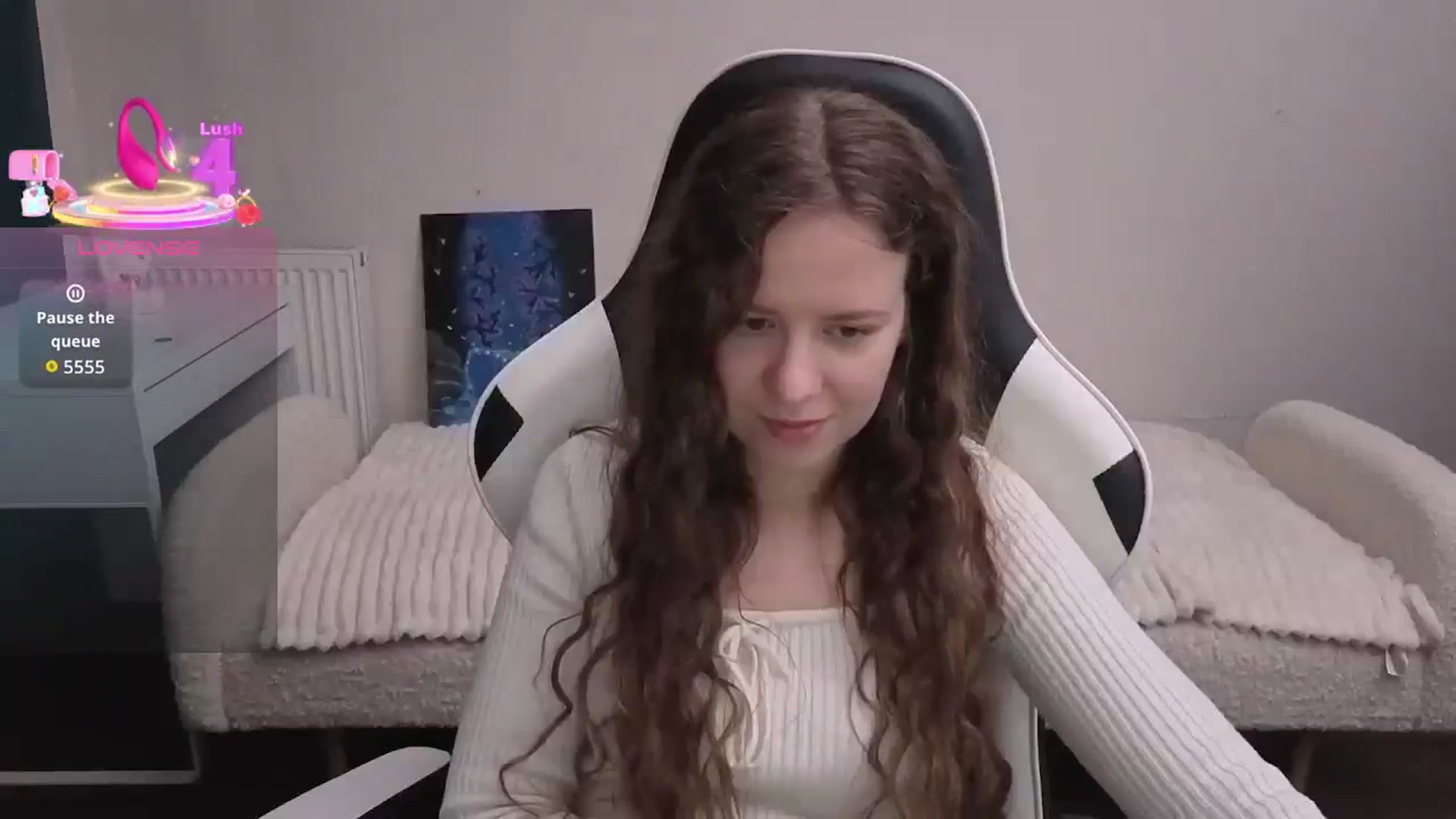 Gallery image thumbnail from BlueFlowerr's myfreecams stream on, 02/20/2026, 21:39 image 9 of 20