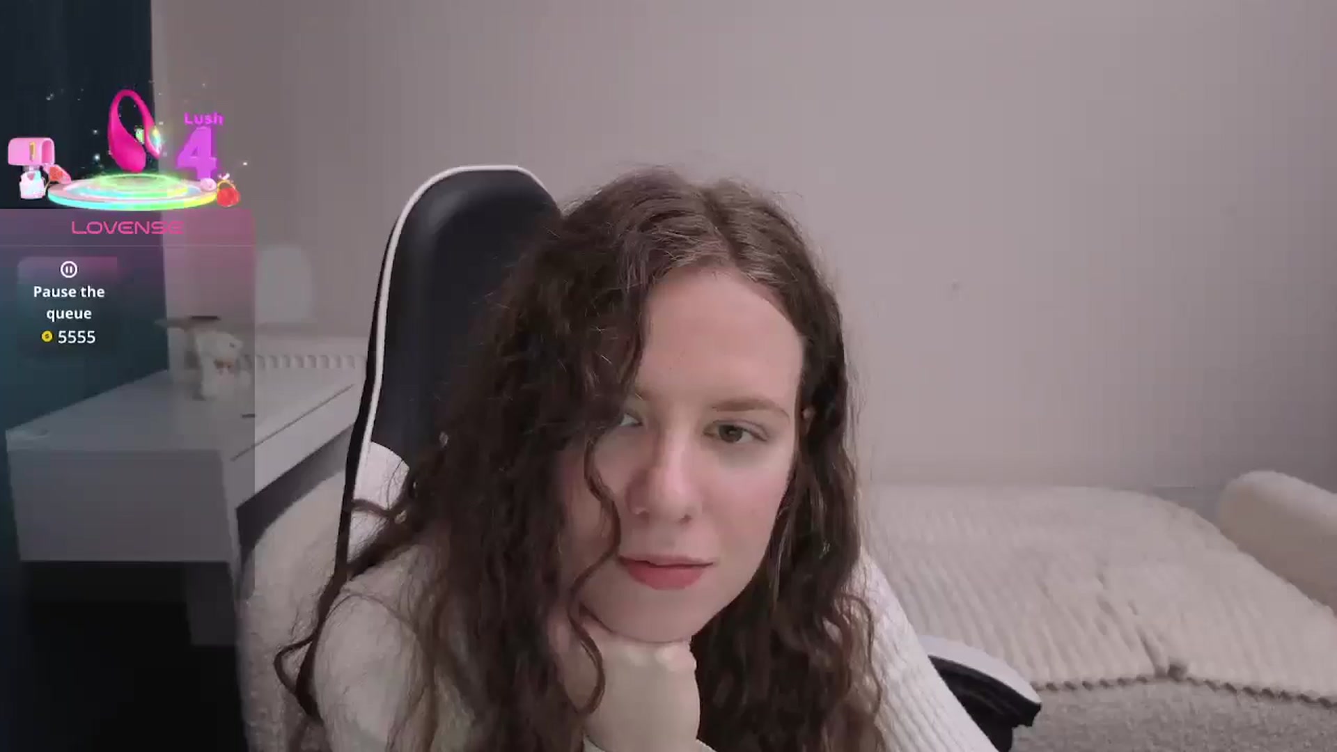 Gallery image thumbnail from BlueFlowerr's myfreecams stream on, 02/20/2026, 23:58 image 13 of 20