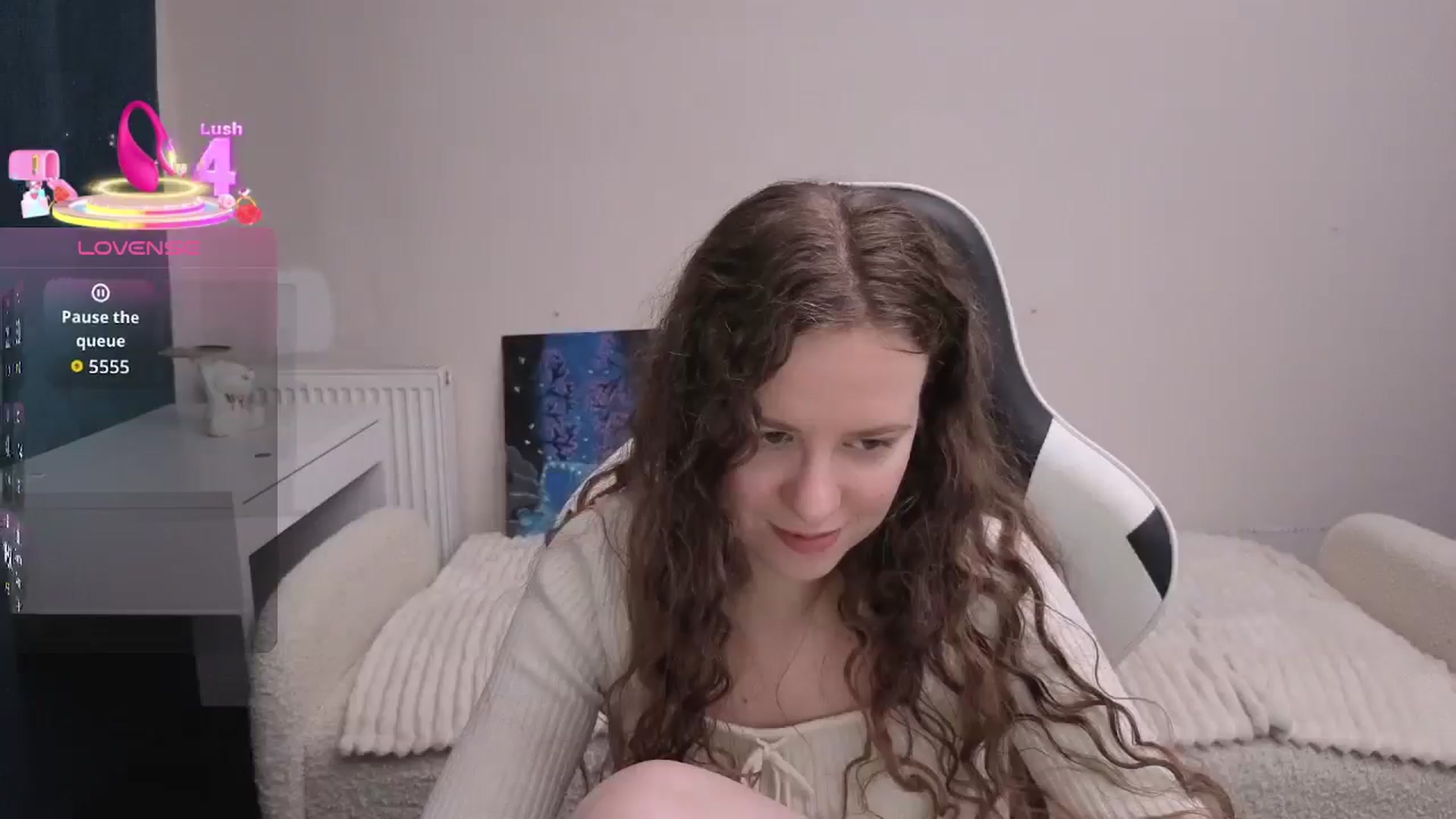 Gallery image thumbnail from BlueFlowerr's myfreecams stream on, 02/20/2026, 23:58 image 20 of 20