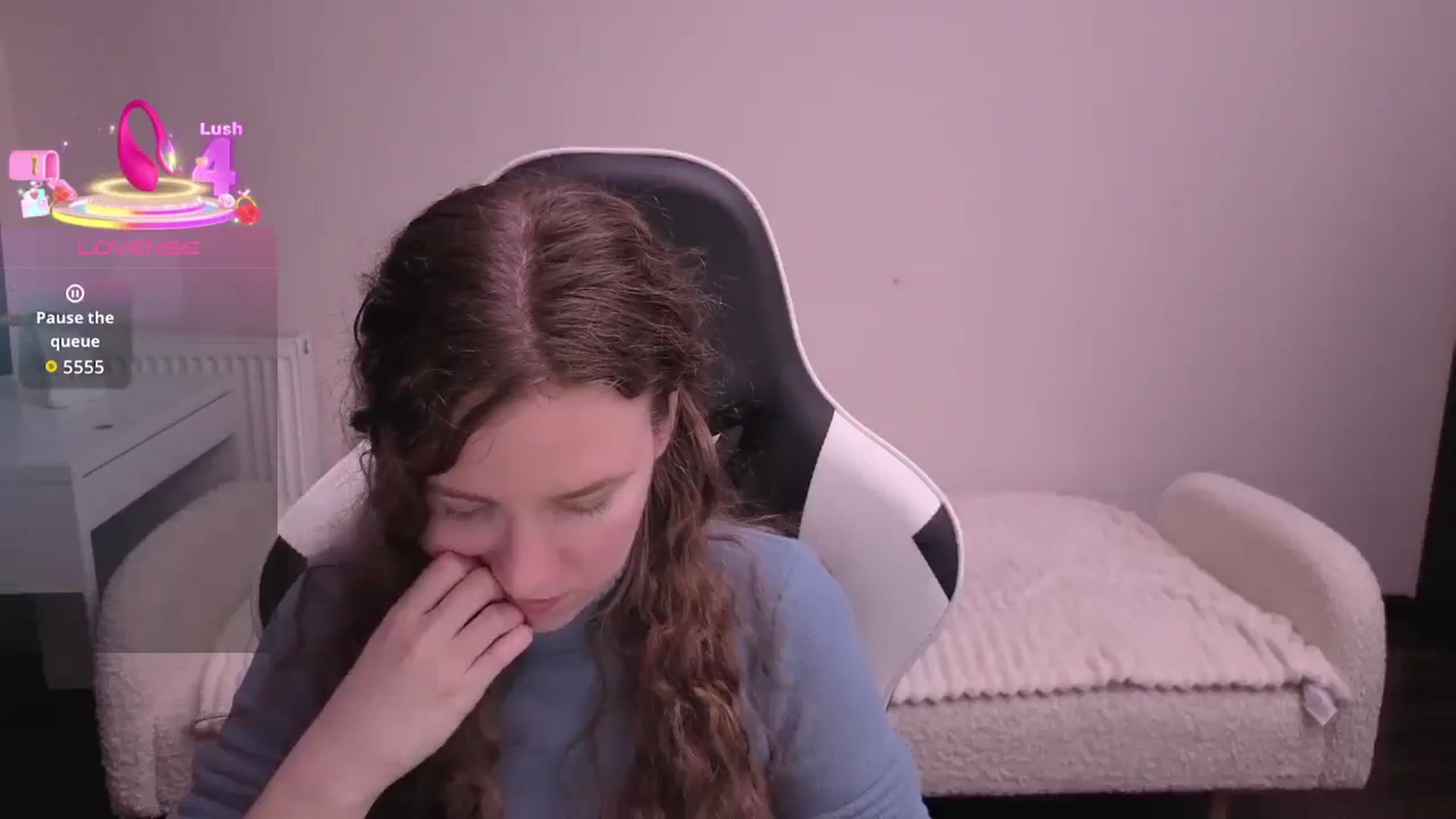 Gallery image thumbnail from BlueFlowerr's myfreecams stream on, 02/21/2026, 20:13 image 16 of 20
