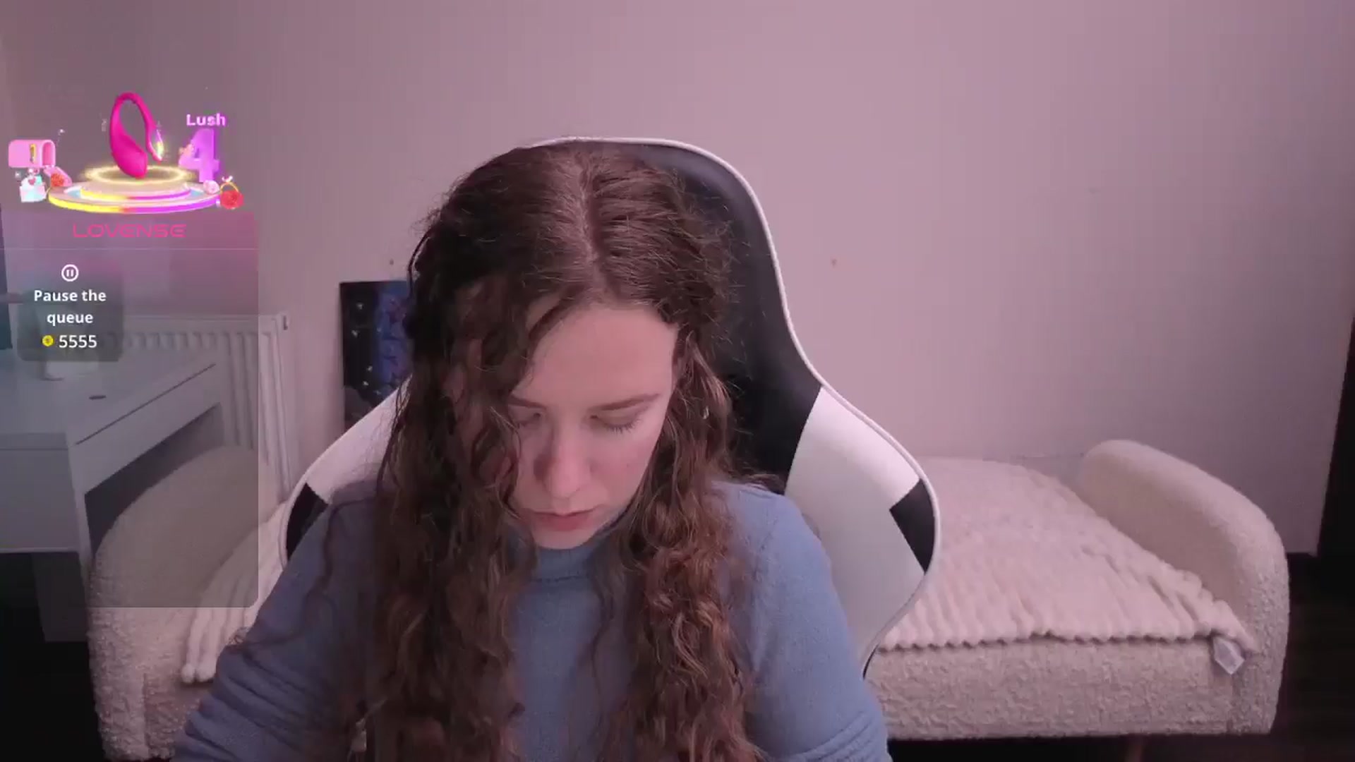Gallery image thumbnail from BlueFlowerr's myfreecams stream on, 02/21/2026, 20:13 image 11 of 20