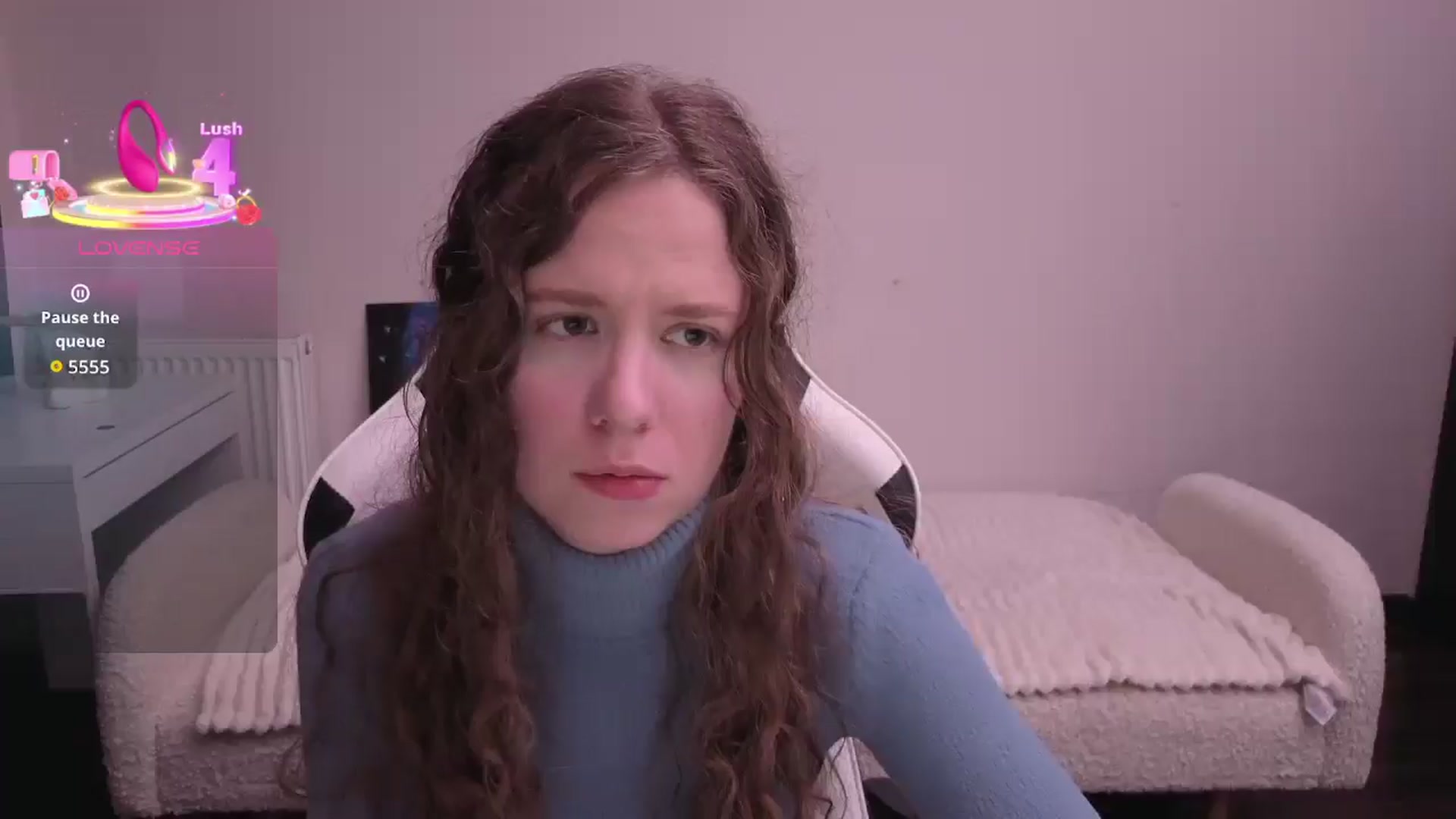 Gallery image thumbnail from BlueFlowerr's myfreecams stream on, 02/21/2026, 20:13 image 1 of 20