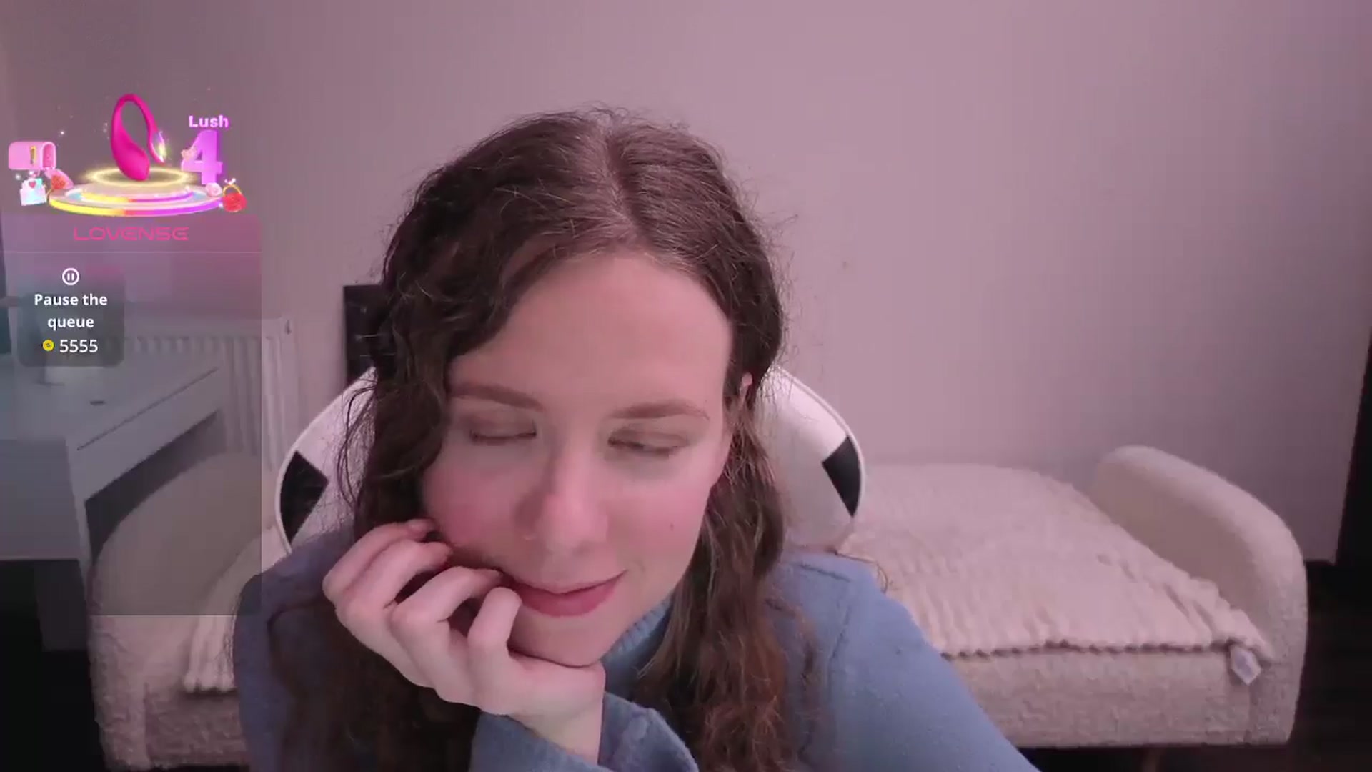 Gallery image thumbnail from BlueFlowerr's myfreecams stream on, 02/21/2026, 20:13 image 3 of 20