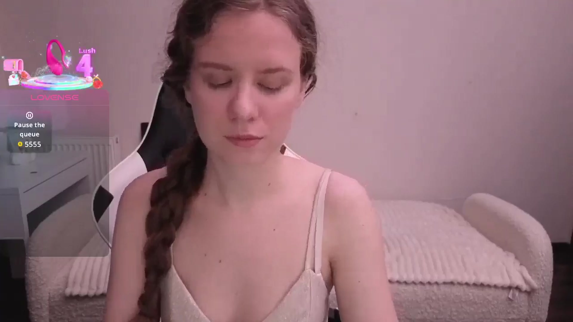 Gallery image thumbnail from BlueFlowerr's myfreecams stream on, 02/23/2026, 19:59 image 8 of 20