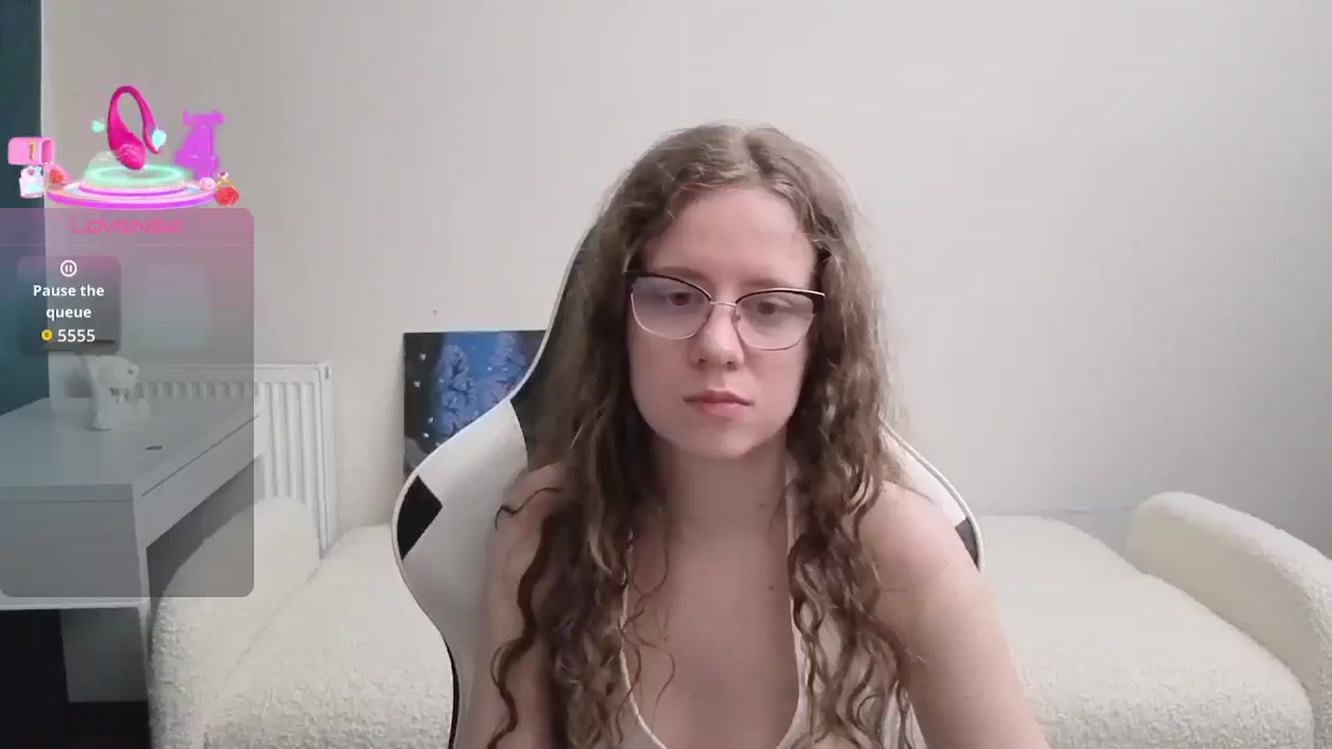 Gallery image thumbnail from BlueFlowerr's myfreecams stream on, 02/27/2026, 20:41 image 14 of 20