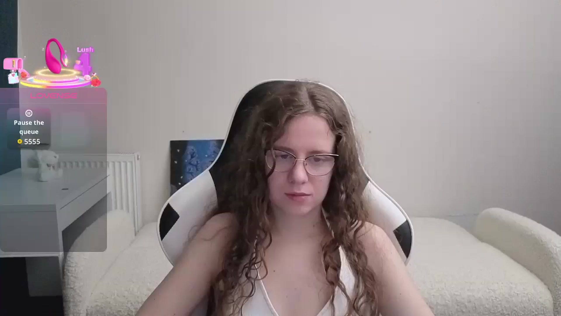 Gallery image thumbnail from BlueFlowerr's myfreecams stream on, 02/27/2026, 20:41 image 7 of 20