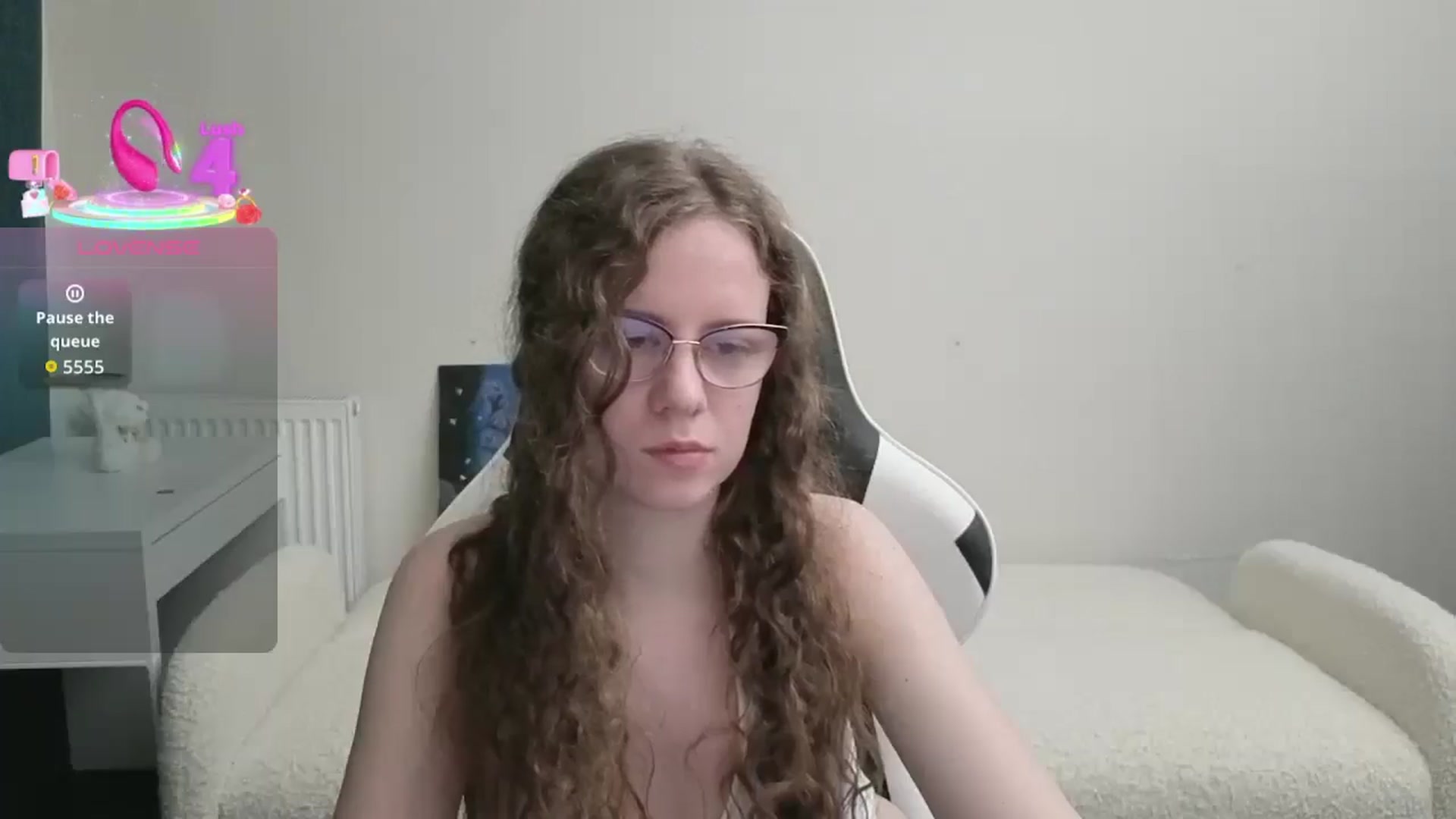 Gallery image thumbnail from BlueFlowerr's myfreecams stream on, 02/27/2026, 23:12 image 5 of 20